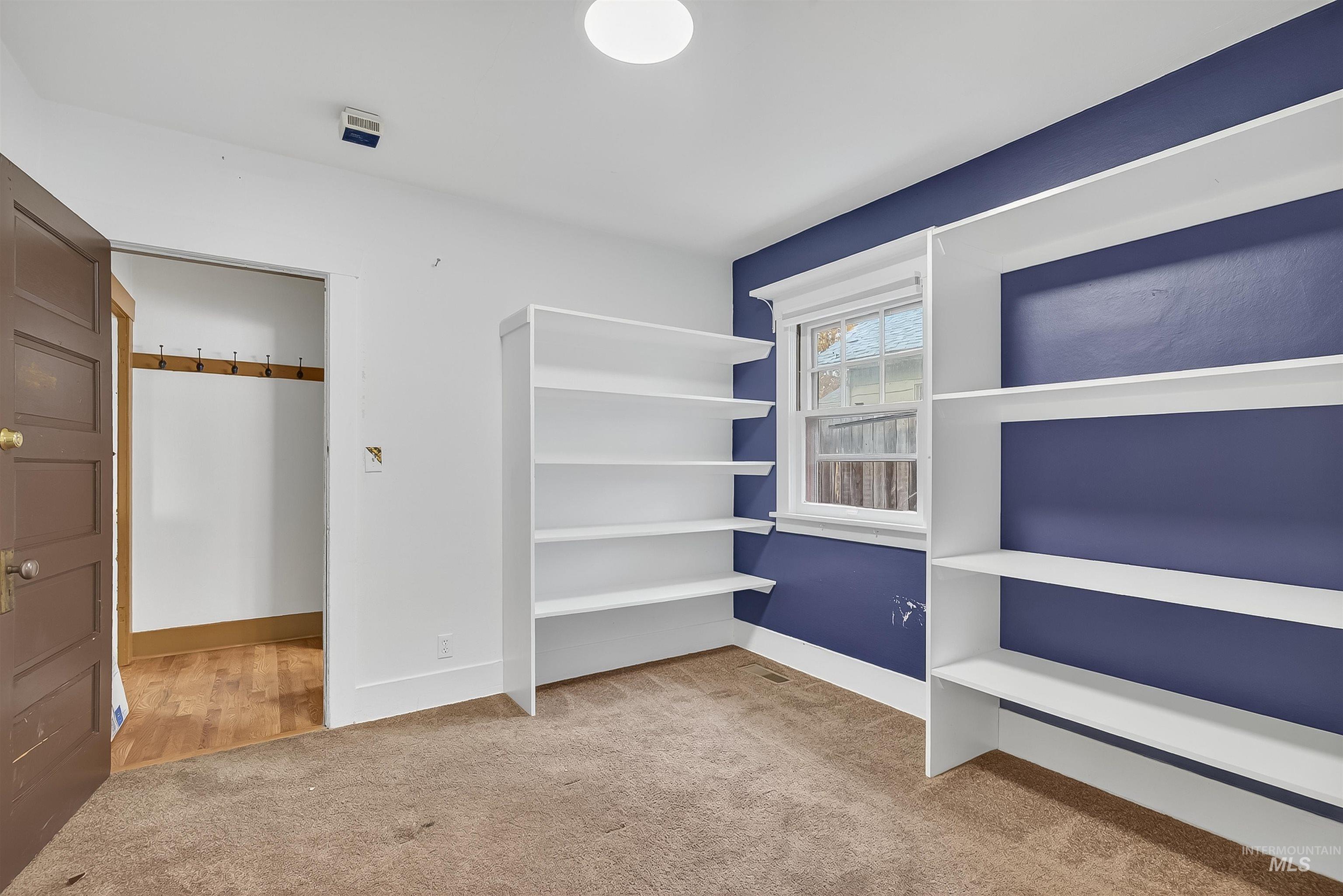 727 3rd Street, Lewiston, Idaho 83501, 3 Bedrooms, 2 Bathrooms, Residential For Sale, Price $325,000, 98967409