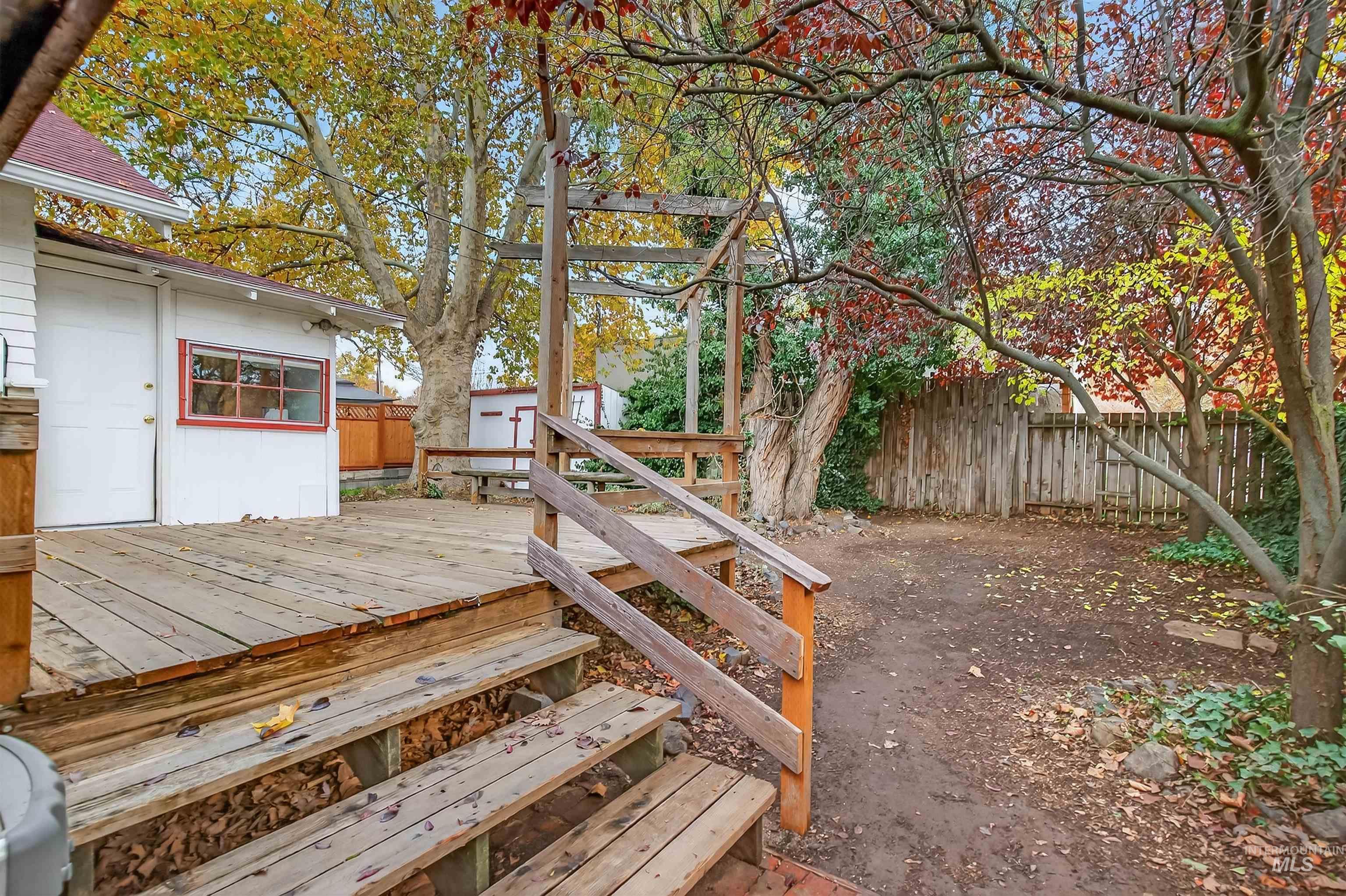 727 3rd Street, Lewiston, Idaho 83501, 3 Bedrooms, 2 Bathrooms, Residential For Sale, Price $325,000, 98967409