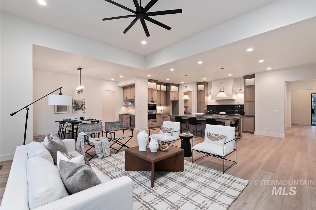 9989 W Bouvardia St, Star, Idaho 83669, 4 Bedrooms, 3.5 Bathrooms, Residential For Sale, Price $1,064,900, 98967413