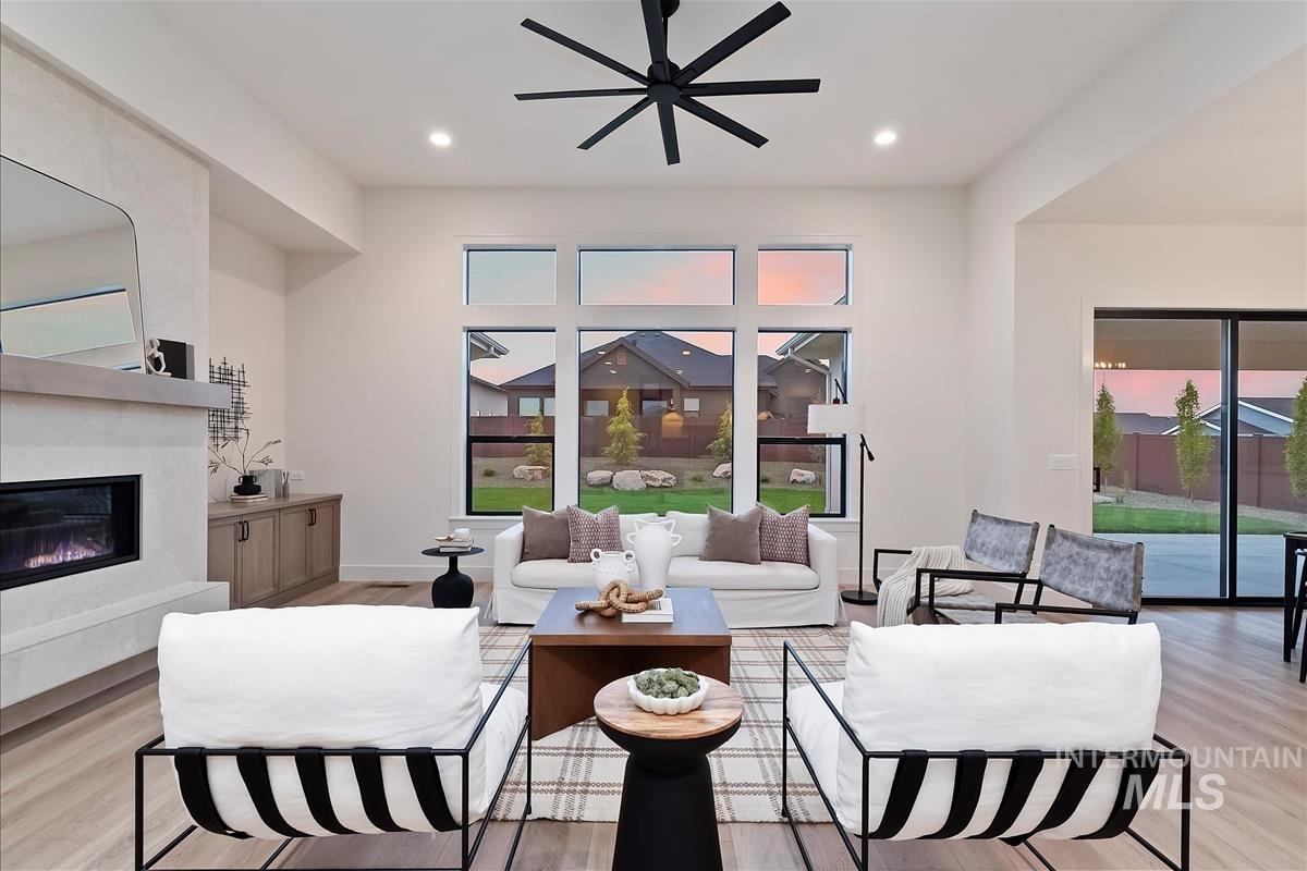 9989 W Bouvardia St, Star, Idaho 83669, 4 Bedrooms, 3.5 Bathrooms, Residential For Sale, Price $1,064,900, 98967413