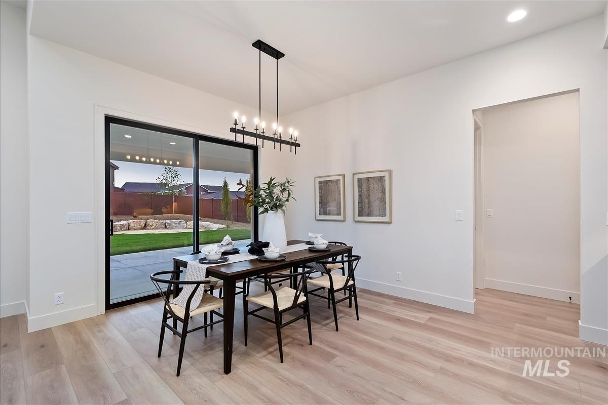 9989 W Bouvardia St, Star, Idaho 83669, 4 Bedrooms, 3.5 Bathrooms, Residential For Sale, Price $1,064,900, 98967413