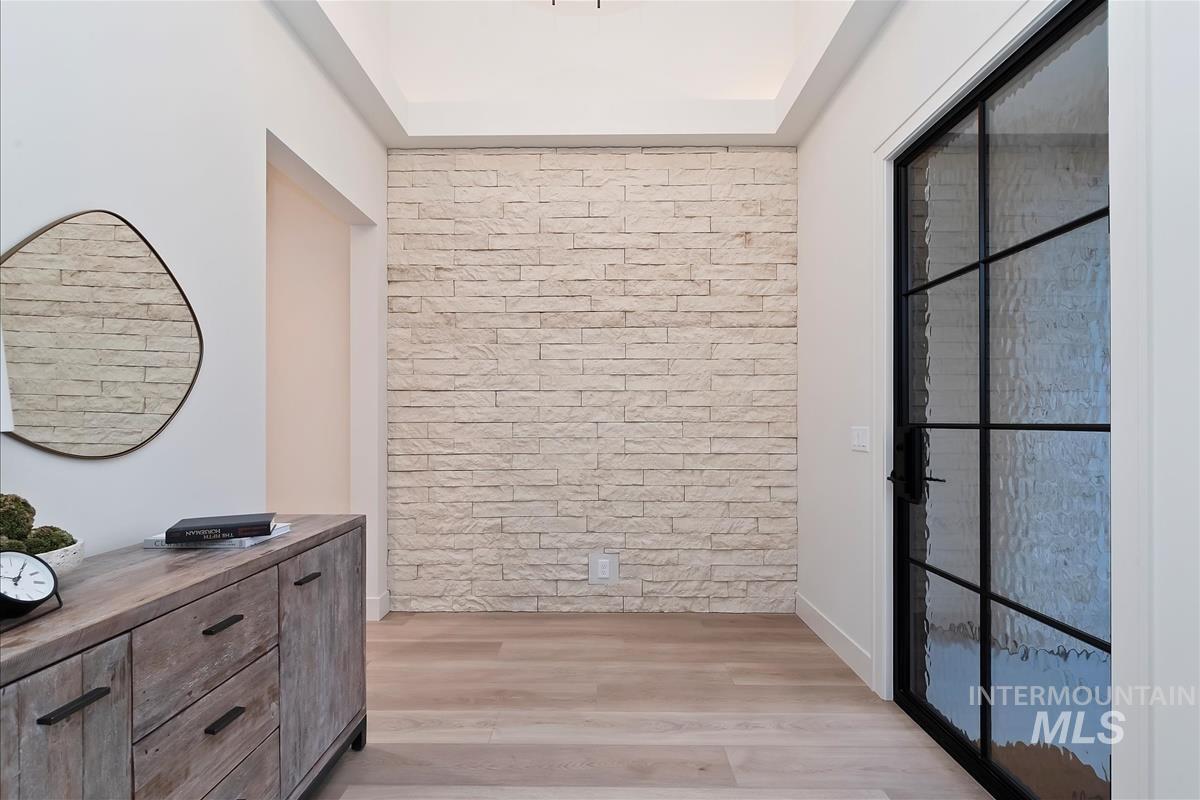 9989 W Bouvardia St, Star, Idaho 83669, 4 Bedrooms, 3.5 Bathrooms, Residential For Sale, Price $1,064,900, 98967413