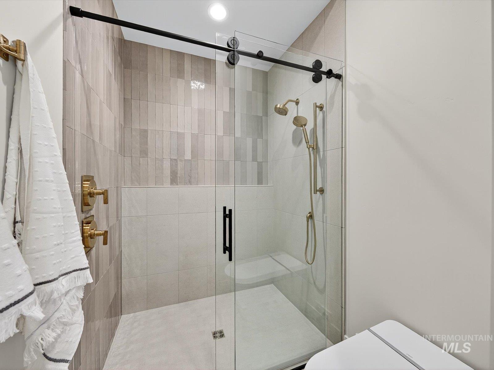 3671 N Harvest Moon Way, Eagle, Idaho 83616, 4 Bedrooms, 3.5 Bathrooms, Residential For Sale, Price $1,948,000, 98967414