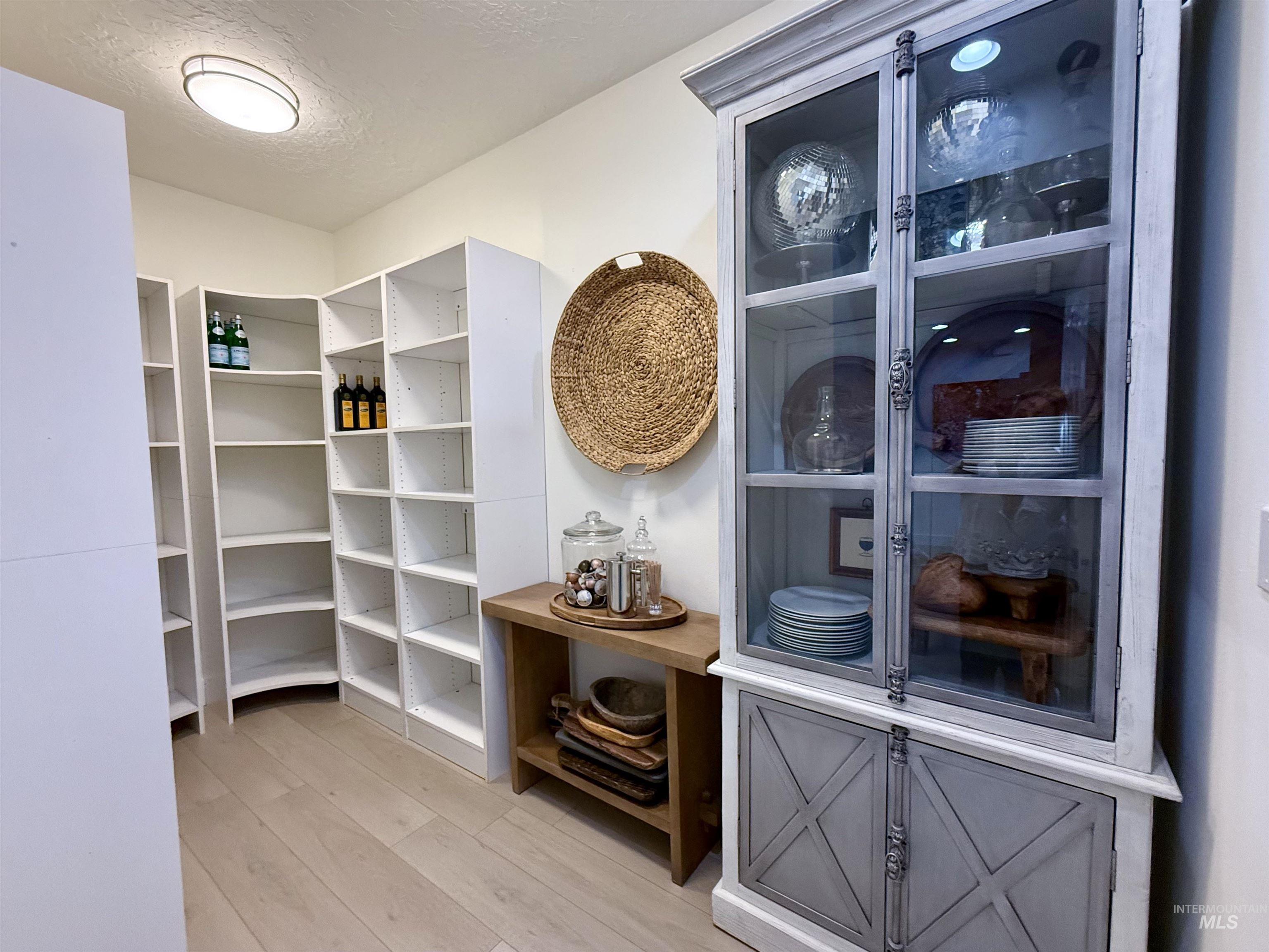 3811 W Miners Farm Ct., Boise, Idaho 83714, 5 Bedrooms, 3.5 Bathrooms, Residential For Sale, Price $1,899,000, 98967415