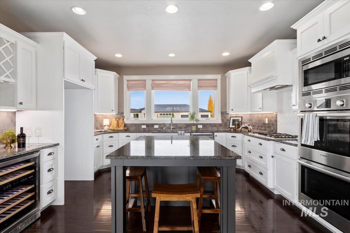 3989 N 3620 E, Kimberly, Idaho 83341-5053, 4 Bedrooms, 2.5 Bathrooms, Residential For Sale, Price $729,900, 98967416