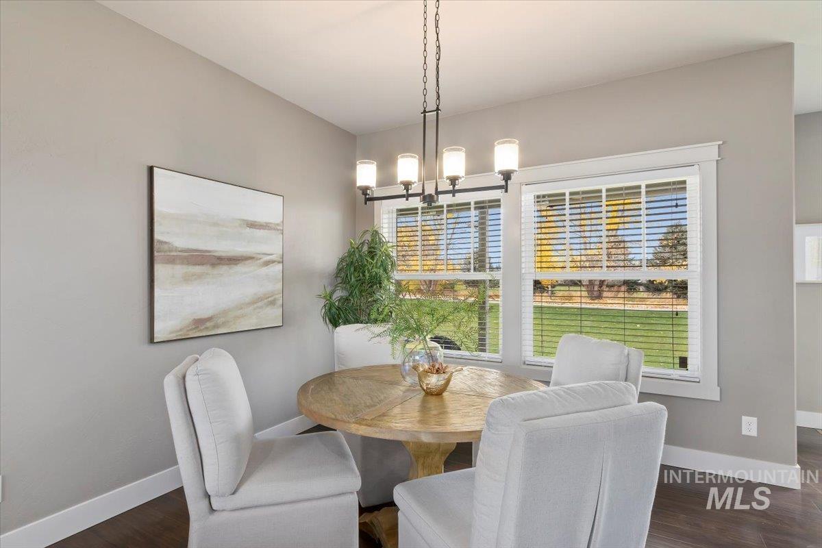 3989 N 3620 E, Kimberly, Idaho 83341-5053, 4 Bedrooms, 2.5 Bathrooms, Residential For Sale, Price $729,900, 98967416