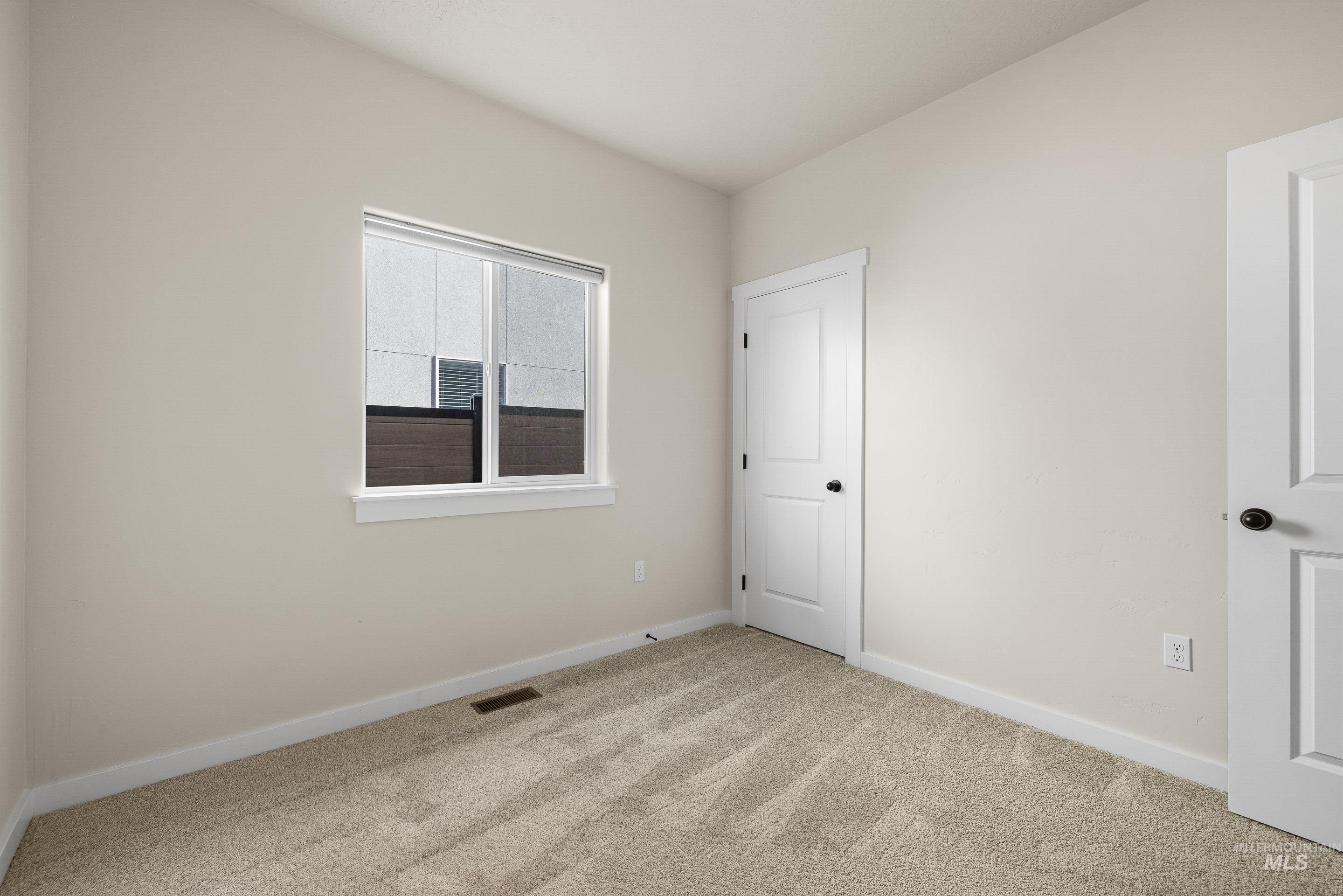 5685 W Song Sparrow St, Boise, Idaho 83714, 3 Bedrooms, 2 Bathrooms, Residential For Sale, Price $460,000, 98967422