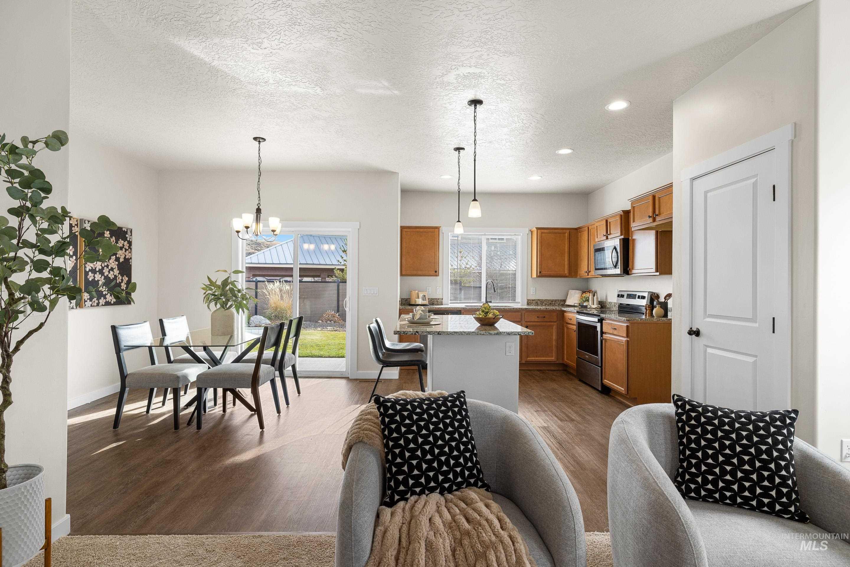 5685 W Song Sparrow St, Boise, Idaho 83714, 3 Bedrooms, 2 Bathrooms, Residential For Sale, Price $460,000, 98967422