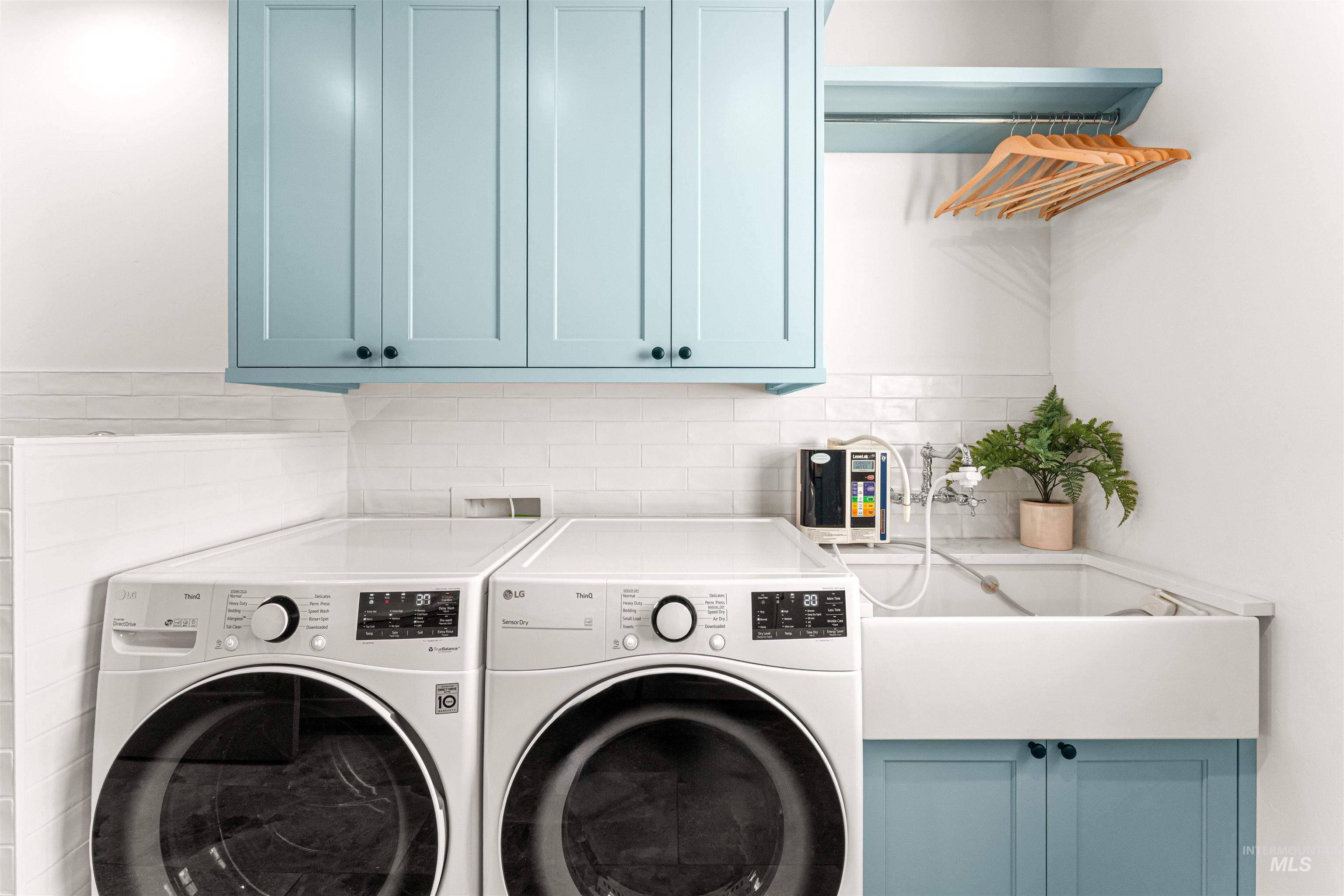 12334 Rivendell Ct., Nampa, Idaho 83686, 4 Bedrooms, 3.5 Bathrooms, Residential For Sale, Price $1,385,000, 98967433