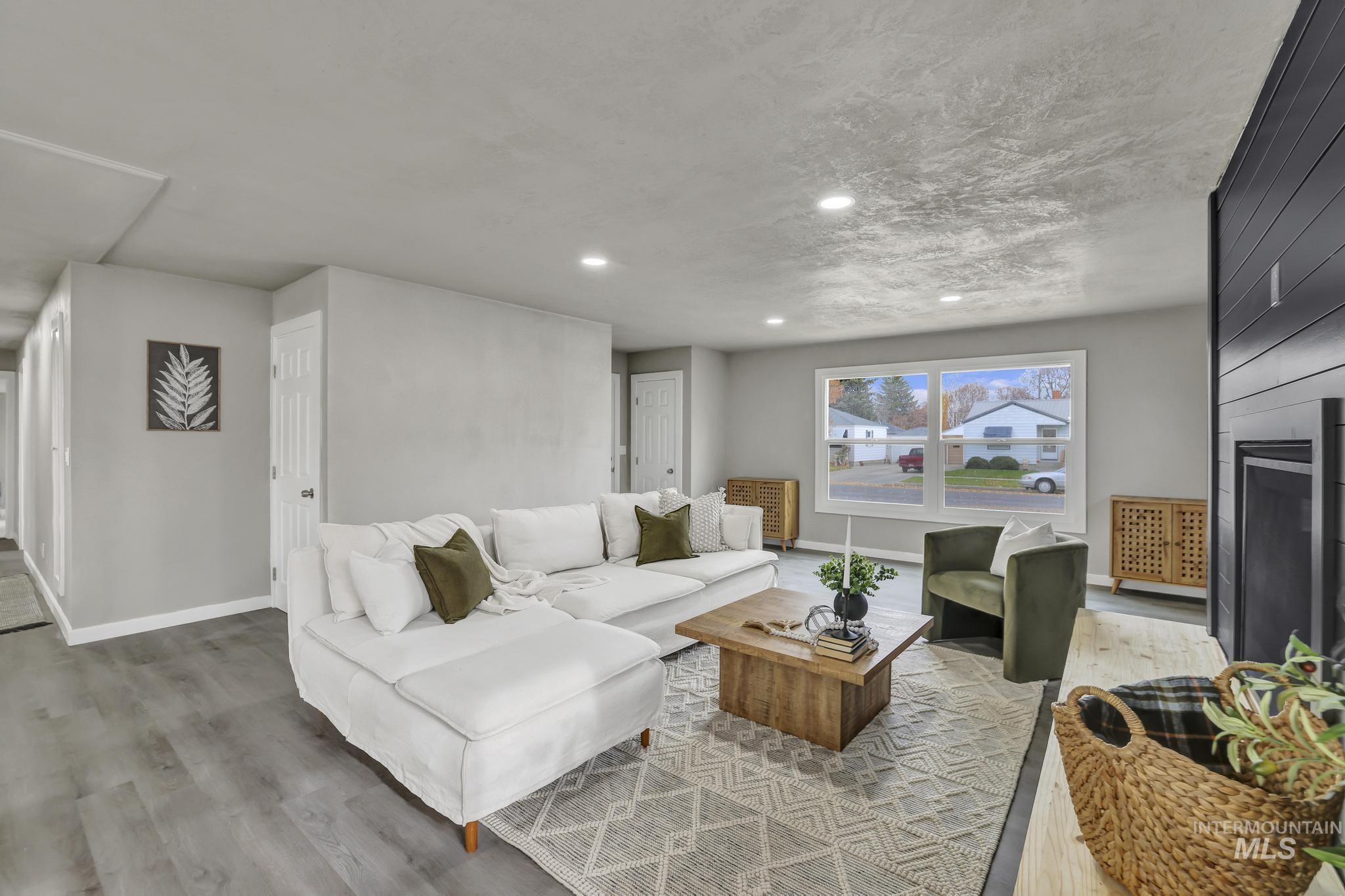 1942 Burton Ave, Burley, Idaho 83318-2323, 4 Bedrooms, 3 Bathrooms, Residential For Sale, Price $355,900, 98967435