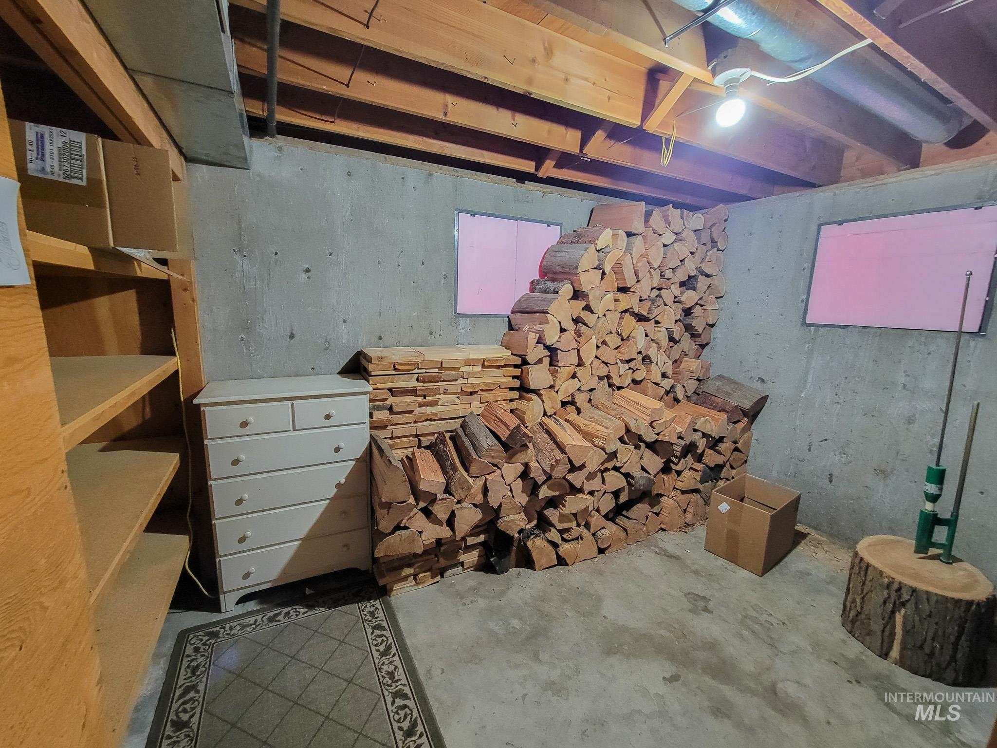 1815 Powers Drive, Lewiston, Idaho 83501, 4 Bedrooms, 2 Bathrooms, Residential For Sale, Price $432,500, 98967436