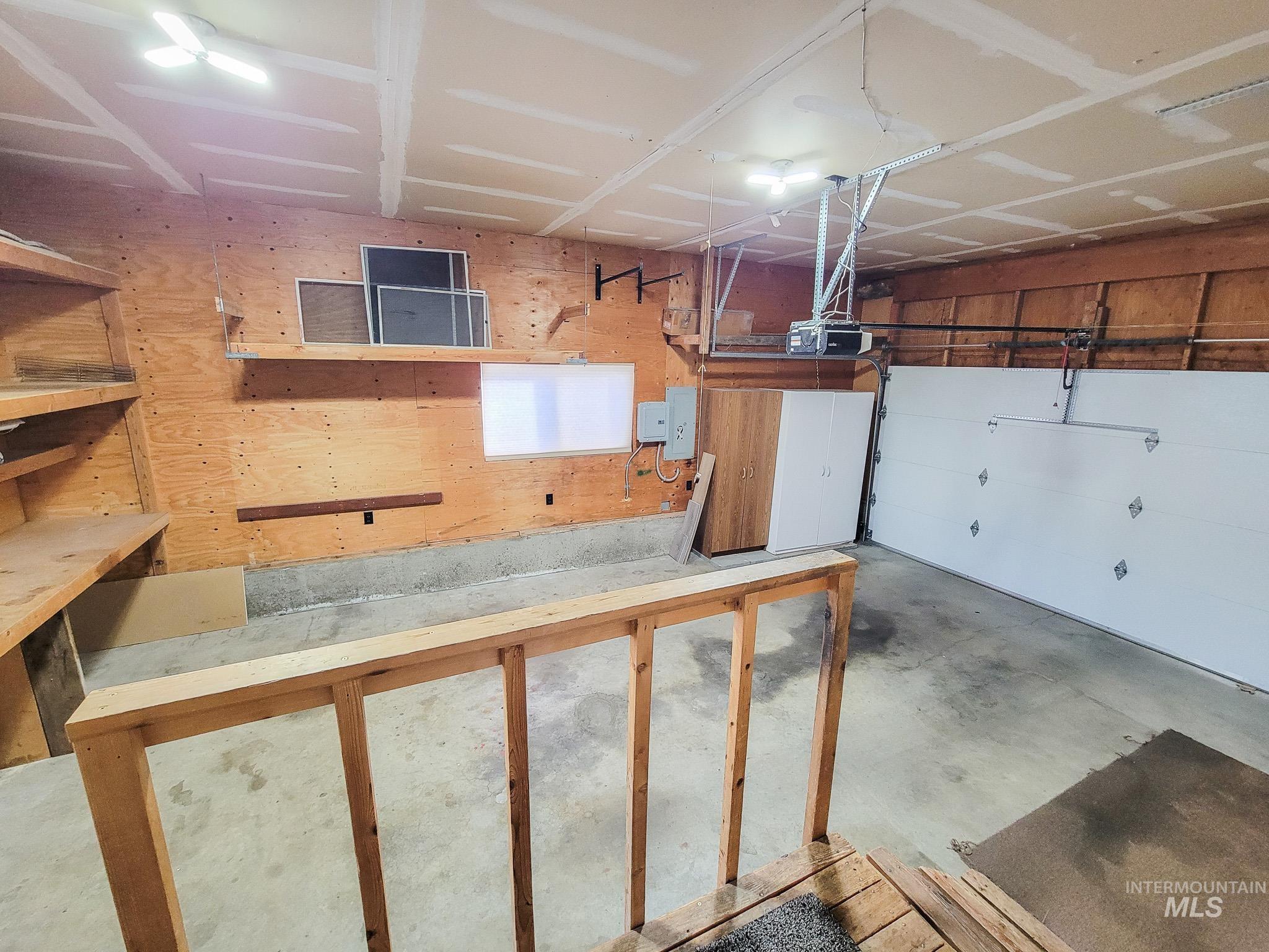 1815 Powers Drive, Lewiston, Idaho 83501, 4 Bedrooms, 2 Bathrooms, Residential For Sale, Price $432,500, 98967436