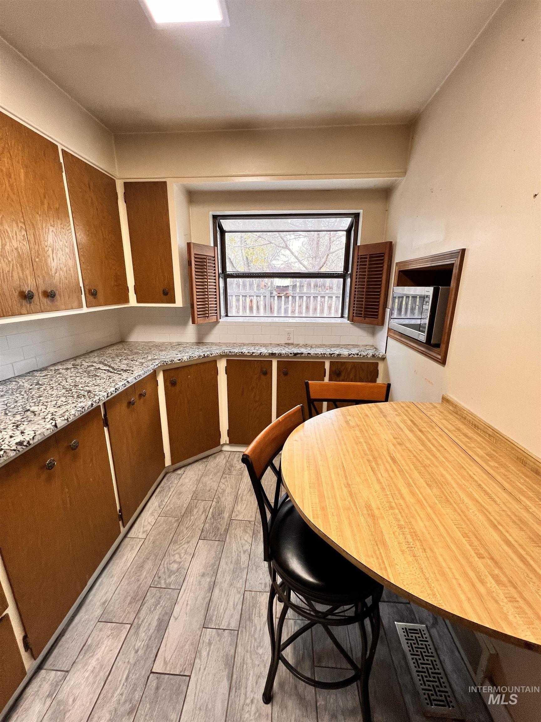 4514 W. Camas St., Boise, Idaho 83705, 3 Bedrooms, 2 Bathrooms, Residential For Sale, Price $475,000, 98967439