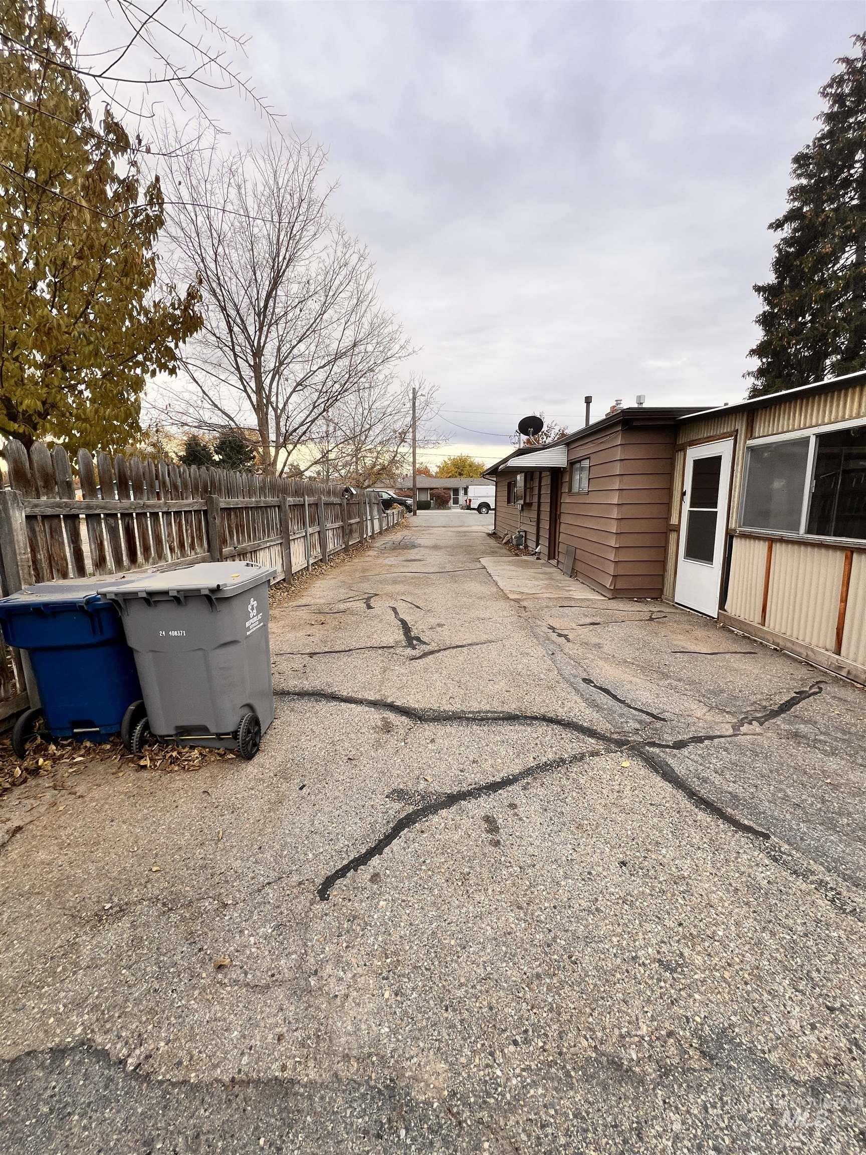 4514 W. Camas St., Boise, Idaho 83705, 3 Bedrooms, 2 Bathrooms, Residential For Sale, Price $475,000, 98967439