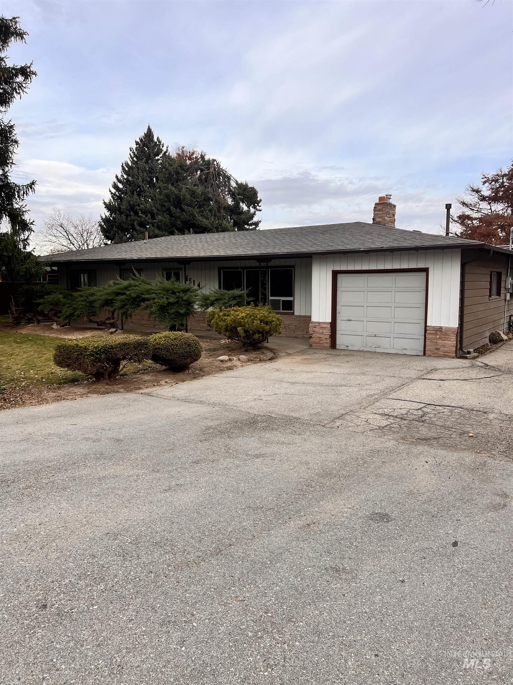 4514 W. Camas St., Boise, Idaho 83705, 3 Bedrooms, 2 Bathrooms, Residential For Sale, Price $475,000, 98967439