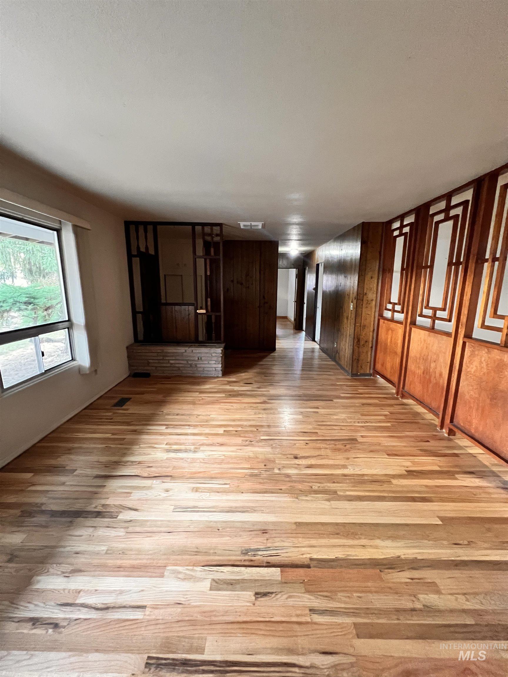 4514 W. Camas St., Boise, Idaho 83705, 3 Bedrooms, 2 Bathrooms, Residential For Sale, Price $475,000, 98967439