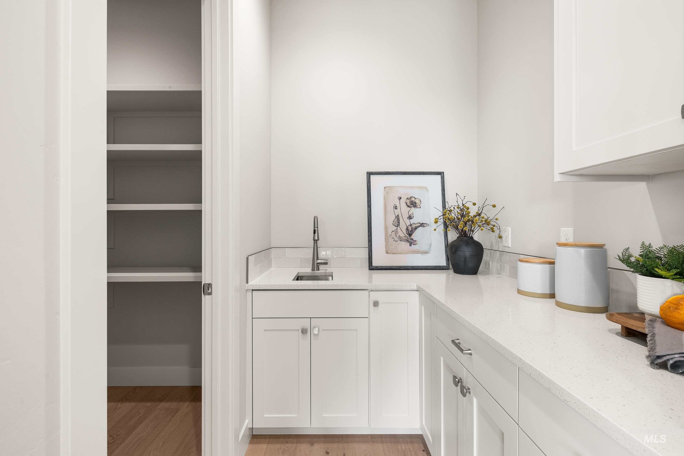 7071 Loggers Loop Rd, Star, Idaho 83669, 5 Bedrooms, 3.5 Bathrooms, Residential For Sale, Price $1,199,000, 98967451