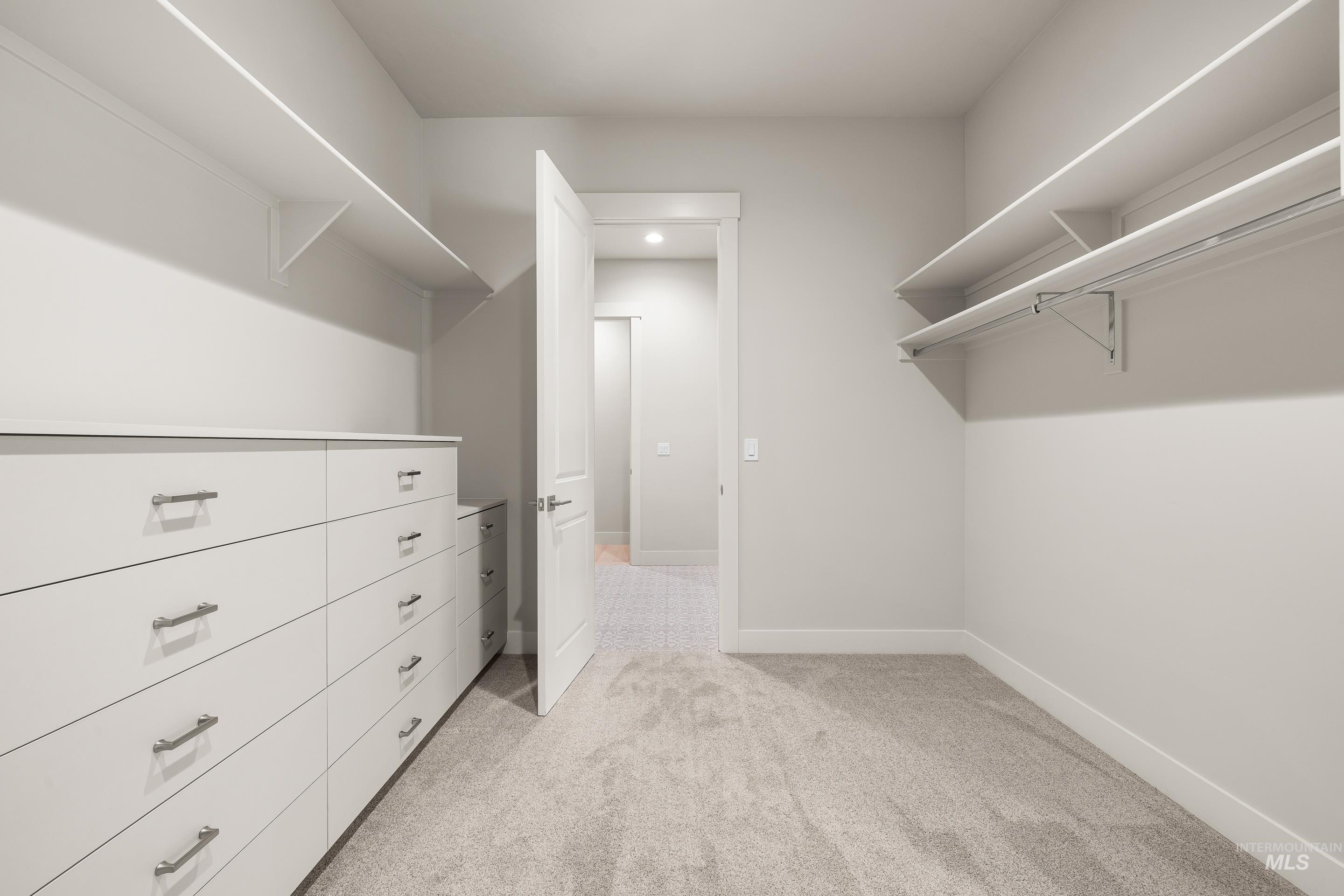 7071 Loggers Loop Rd, Star, Idaho 83669, 5 Bedrooms, 3.5 Bathrooms, Residential For Sale, Price $1,199,000, 98967451