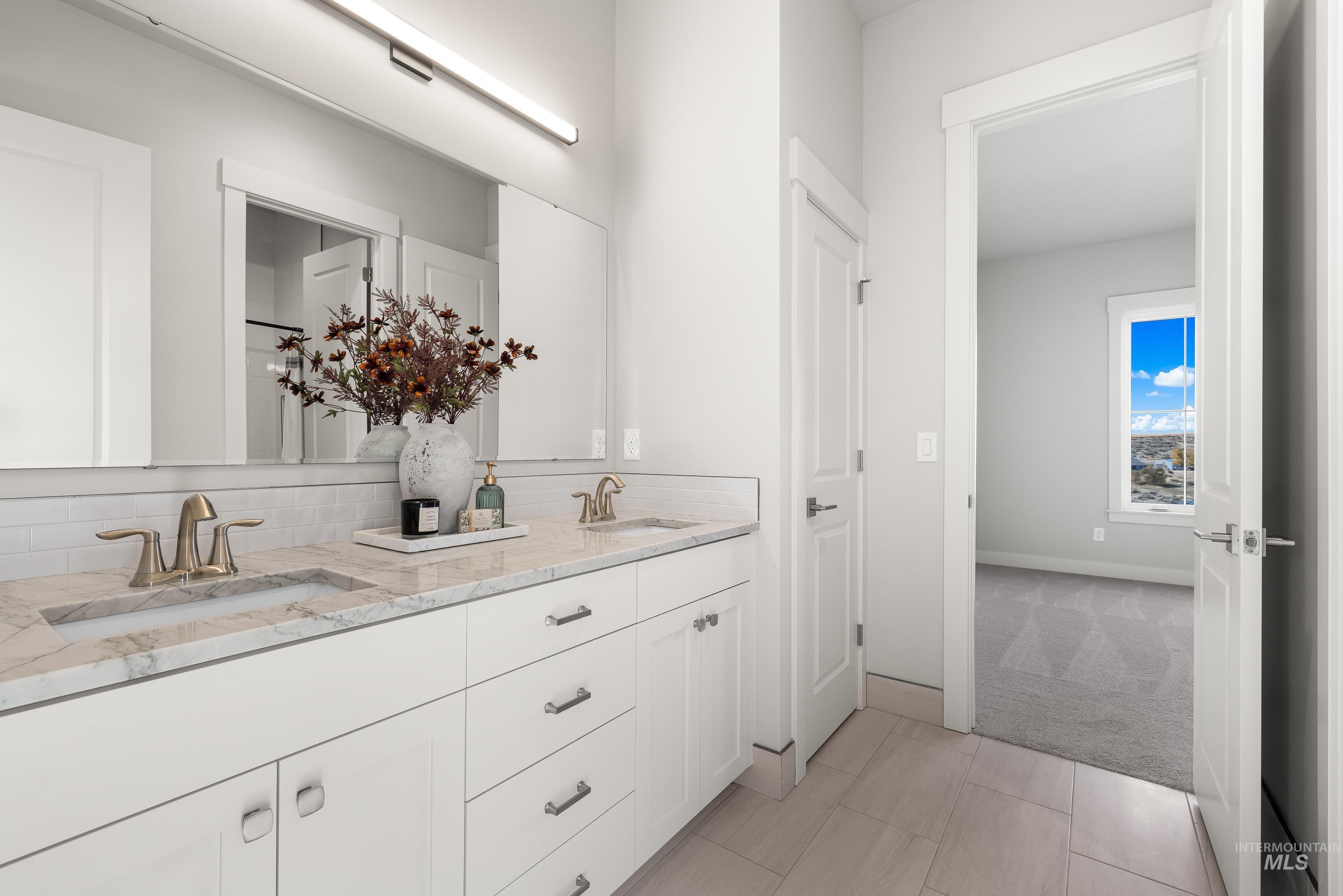 7071 Loggers Loop Rd, Star, Idaho 83669, 5 Bedrooms, 3.5 Bathrooms, Residential For Sale, Price $1,199,000, 98967451