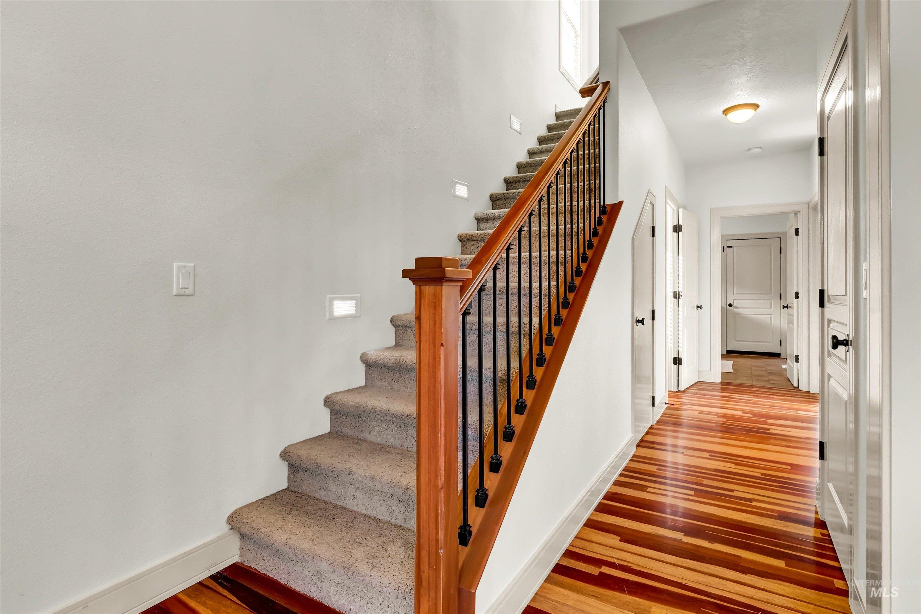 12733 N 10th Avenue, Boise, Idaho 83714-9333, 4 Bedrooms, 2.5 Bathrooms, Residential For Sale, Price $659,900, 98967454