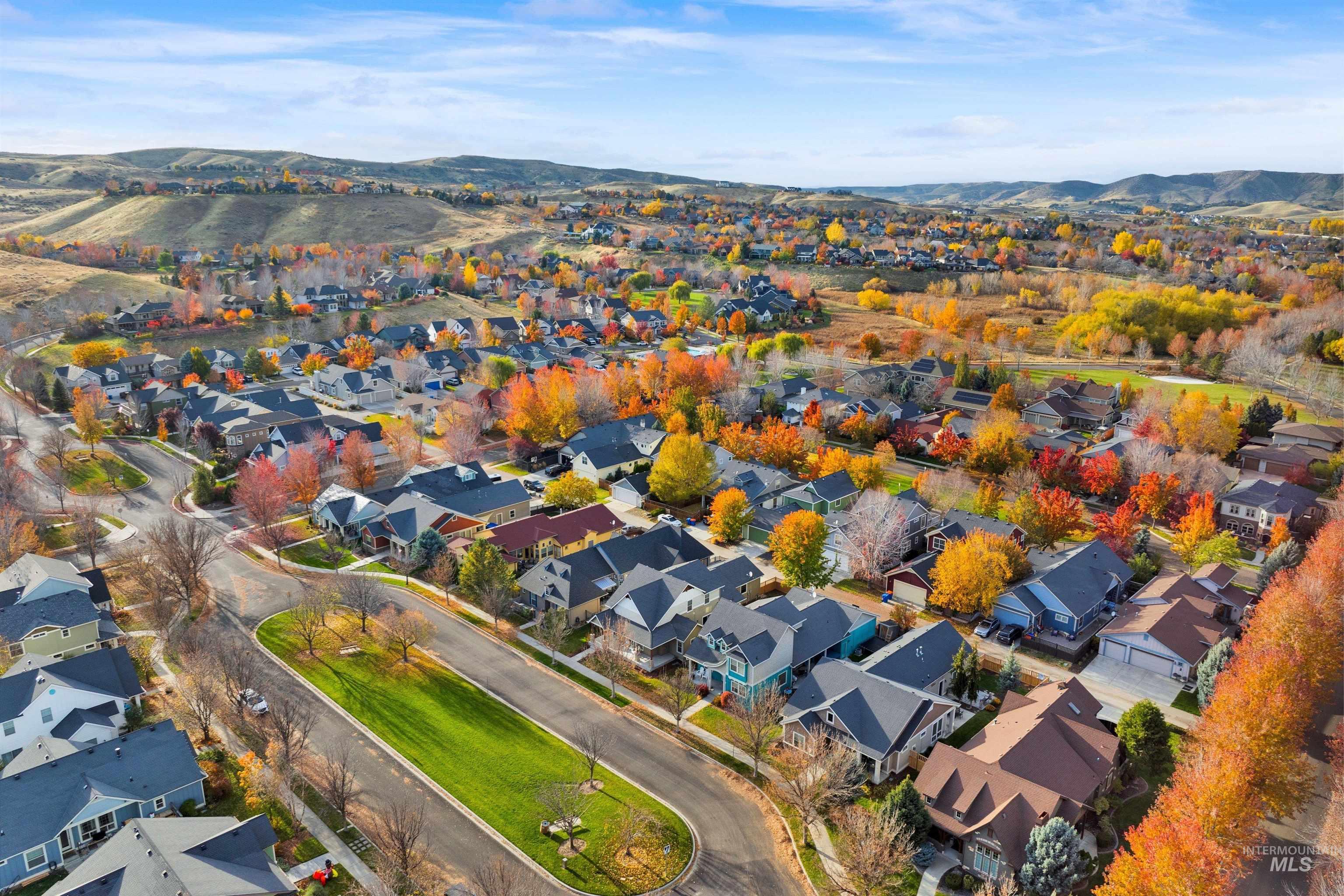 12733 N 10th Avenue, Boise, Idaho 83714-9333, 4 Bedrooms, 2.5 Bathrooms, Residential For Sale, Price $659,900, 98967454