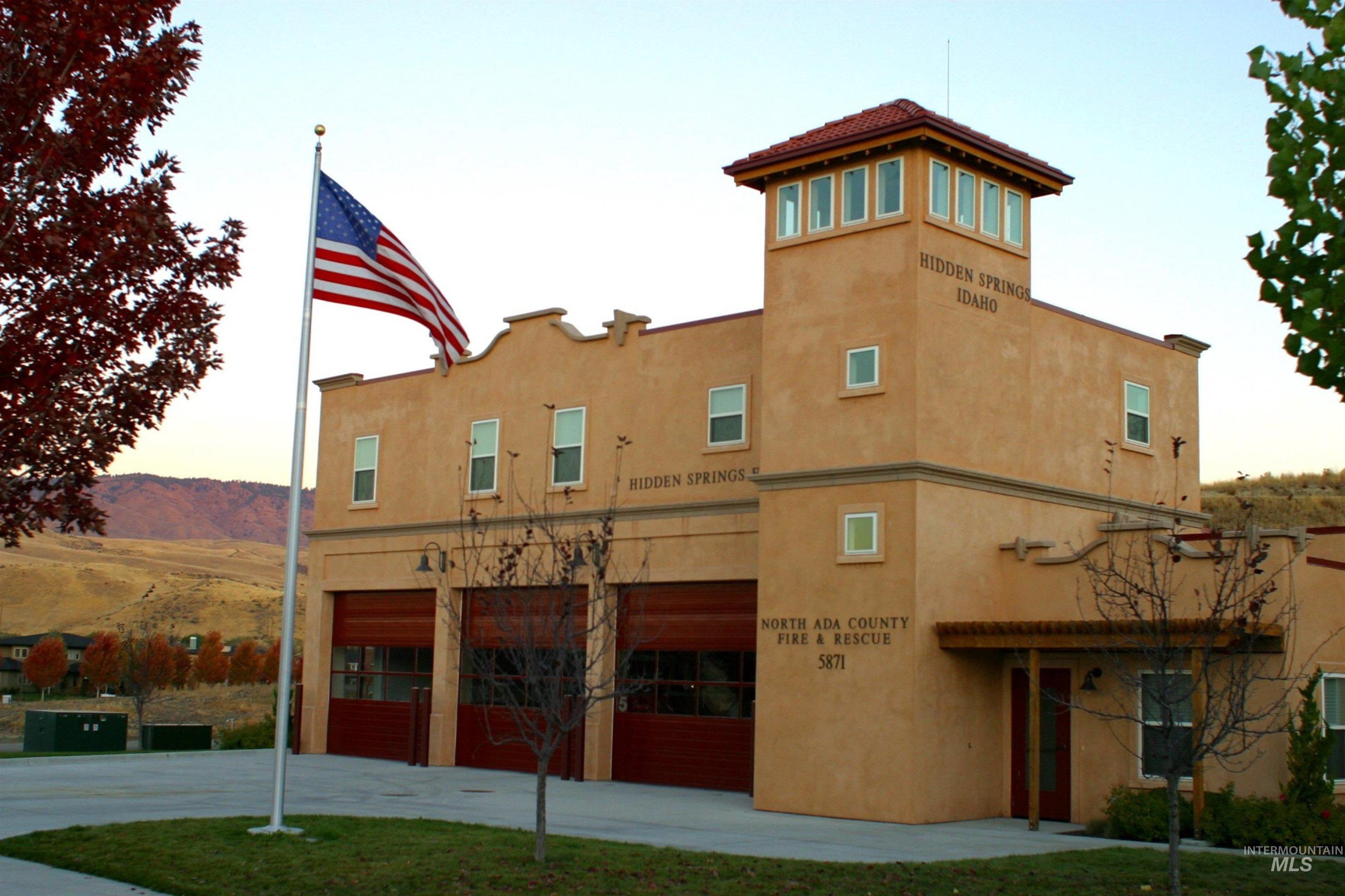 12733 N 10th Avenue, Boise, Idaho 83714-9333, 4 Bedrooms, 2.5 Bathrooms, Residential For Sale, Price $659,900, 98967454