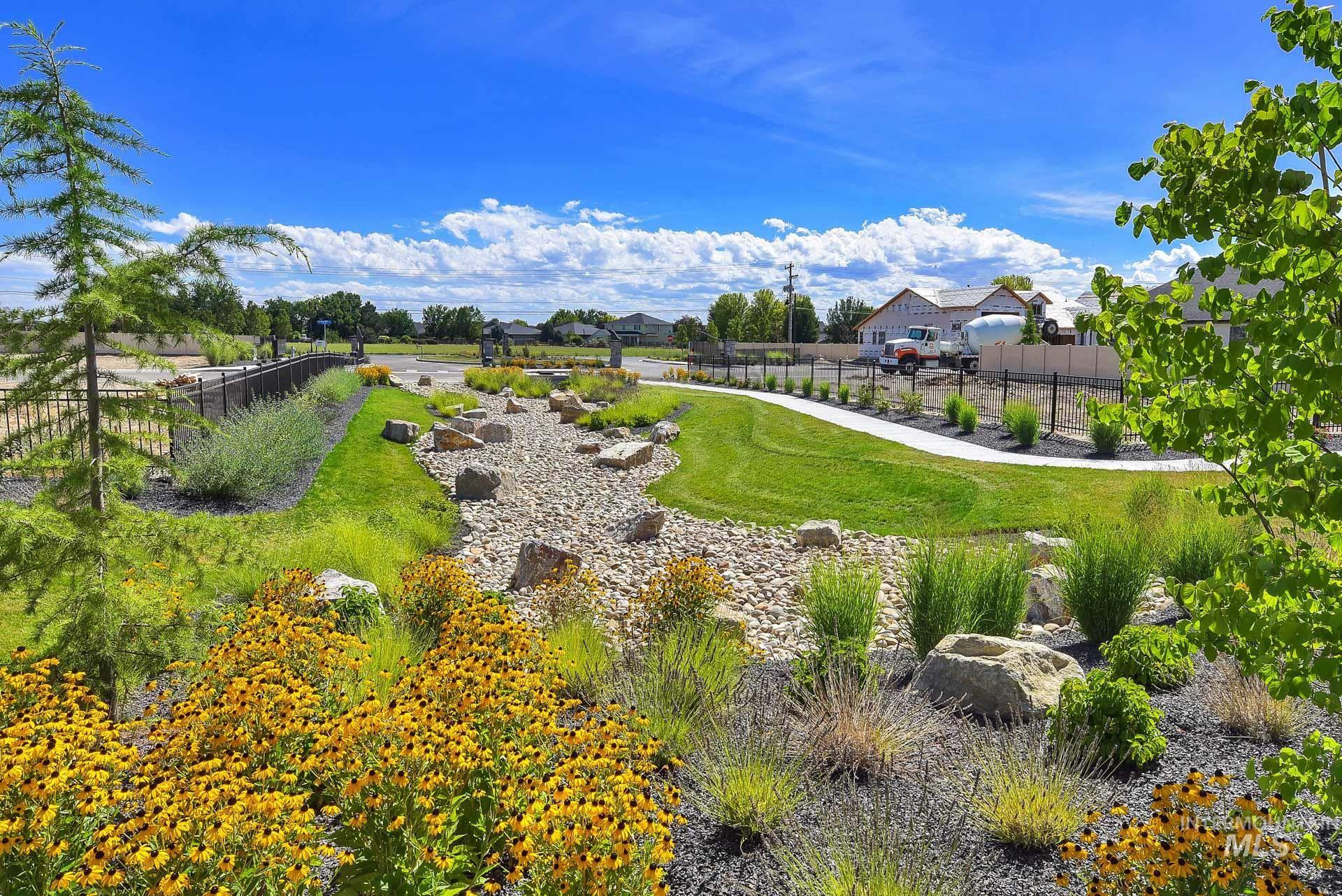 1710 N Green Pine Ln, Star, Idaho 83669, 4 Bedrooms, 2.5 Bathrooms, Residential For Sale, Price $599,900, 98967464