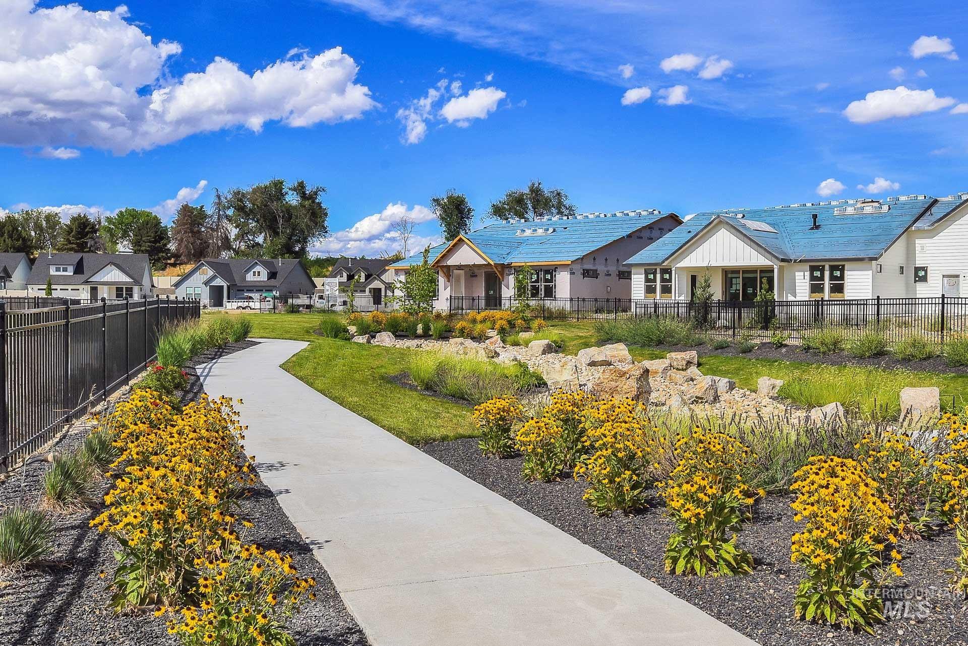 1710 N Green Pine Ln, Star, Idaho 83669, 4 Bedrooms, 2.5 Bathrooms, Residential For Sale, Price $599,900, 98967464