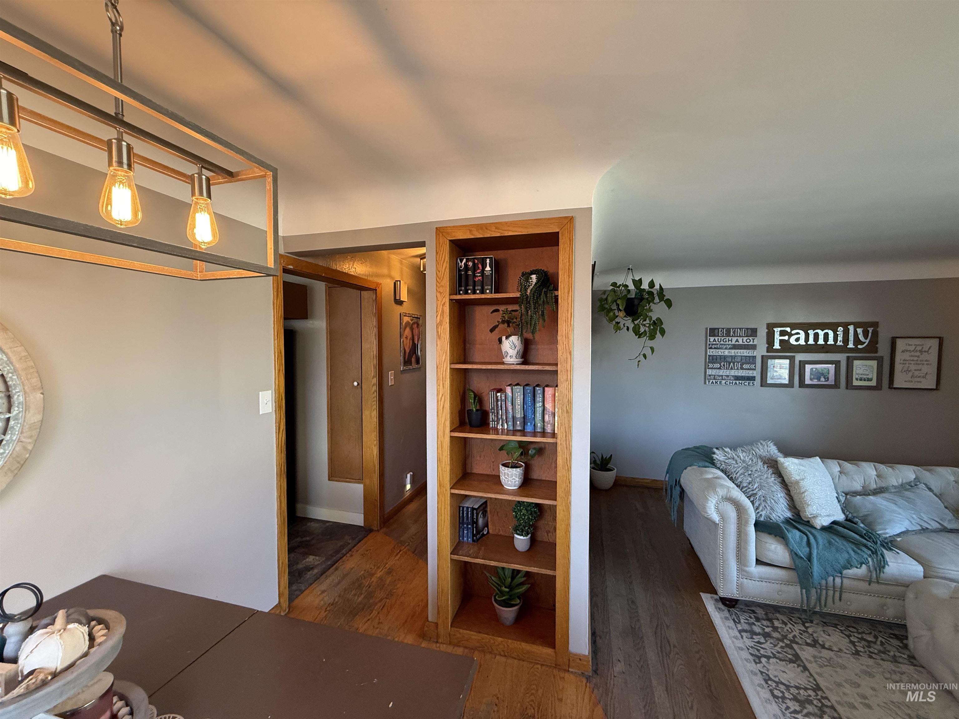 1434 Spruce Ave, Twin Falls, Idaho 83301, 4 Bedrooms, 2 Bathrooms, Residential For Sale, Price $324,900, 98967546