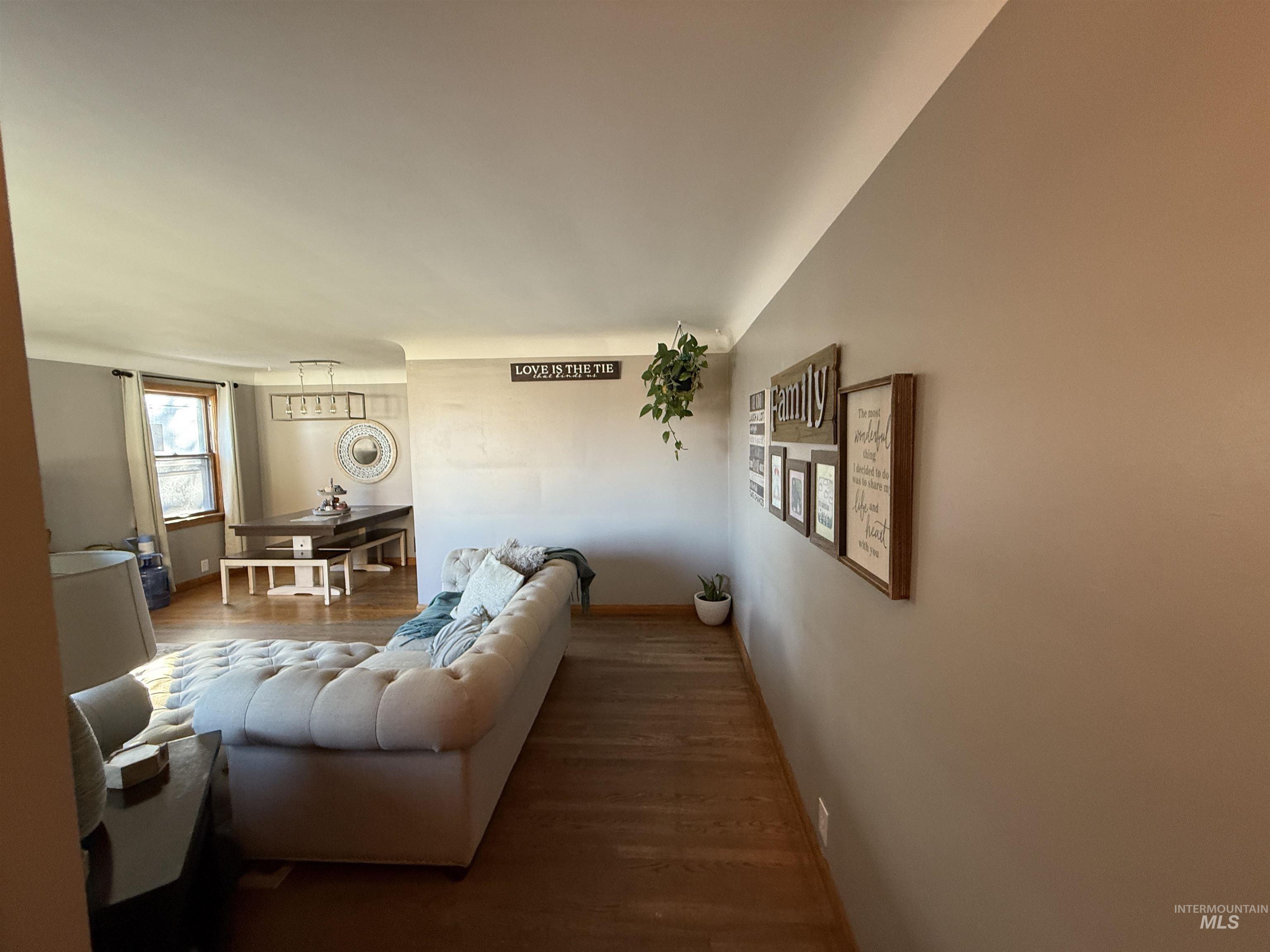 1434 Spruce Ave, Twin Falls, Idaho 83301, 4 Bedrooms, 2 Bathrooms, Residential For Sale, Price $324,900, 98967546