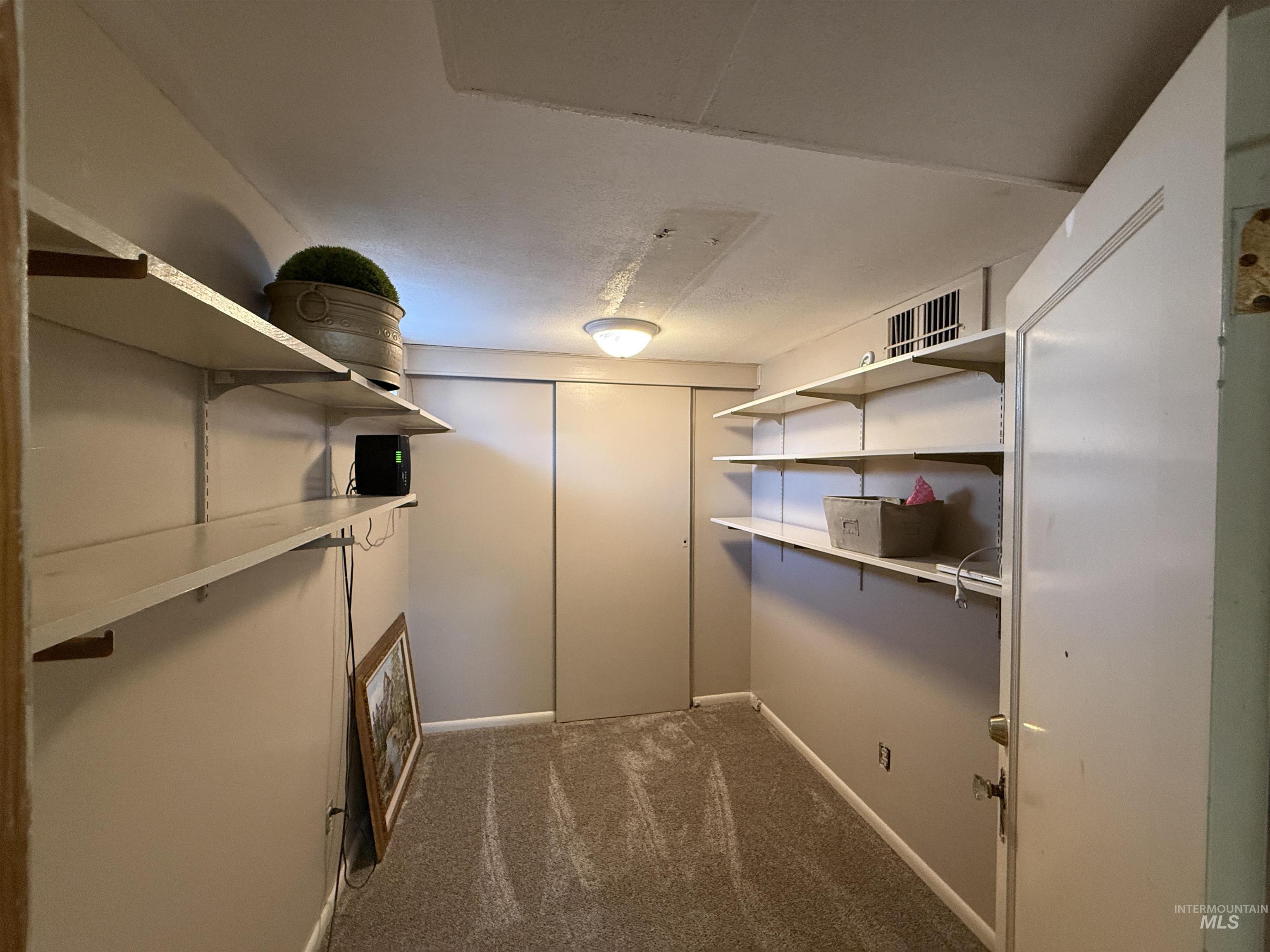 1434 Spruce Ave, Twin Falls, Idaho 83301, 4 Bedrooms, 2 Bathrooms, Residential For Sale, Price $324,900, 98967546