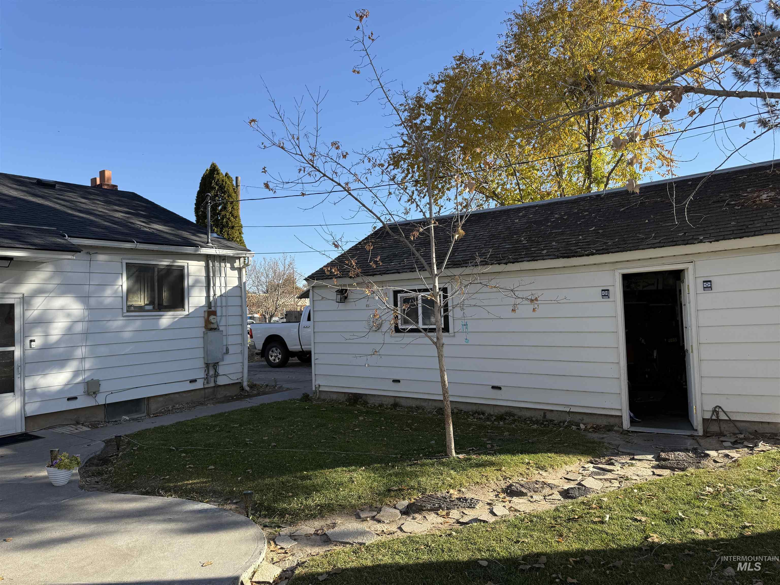 1434 Spruce Ave, Twin Falls, Idaho 83301, 4 Bedrooms, 2 Bathrooms, Residential For Sale, Price $324,900, 98967546