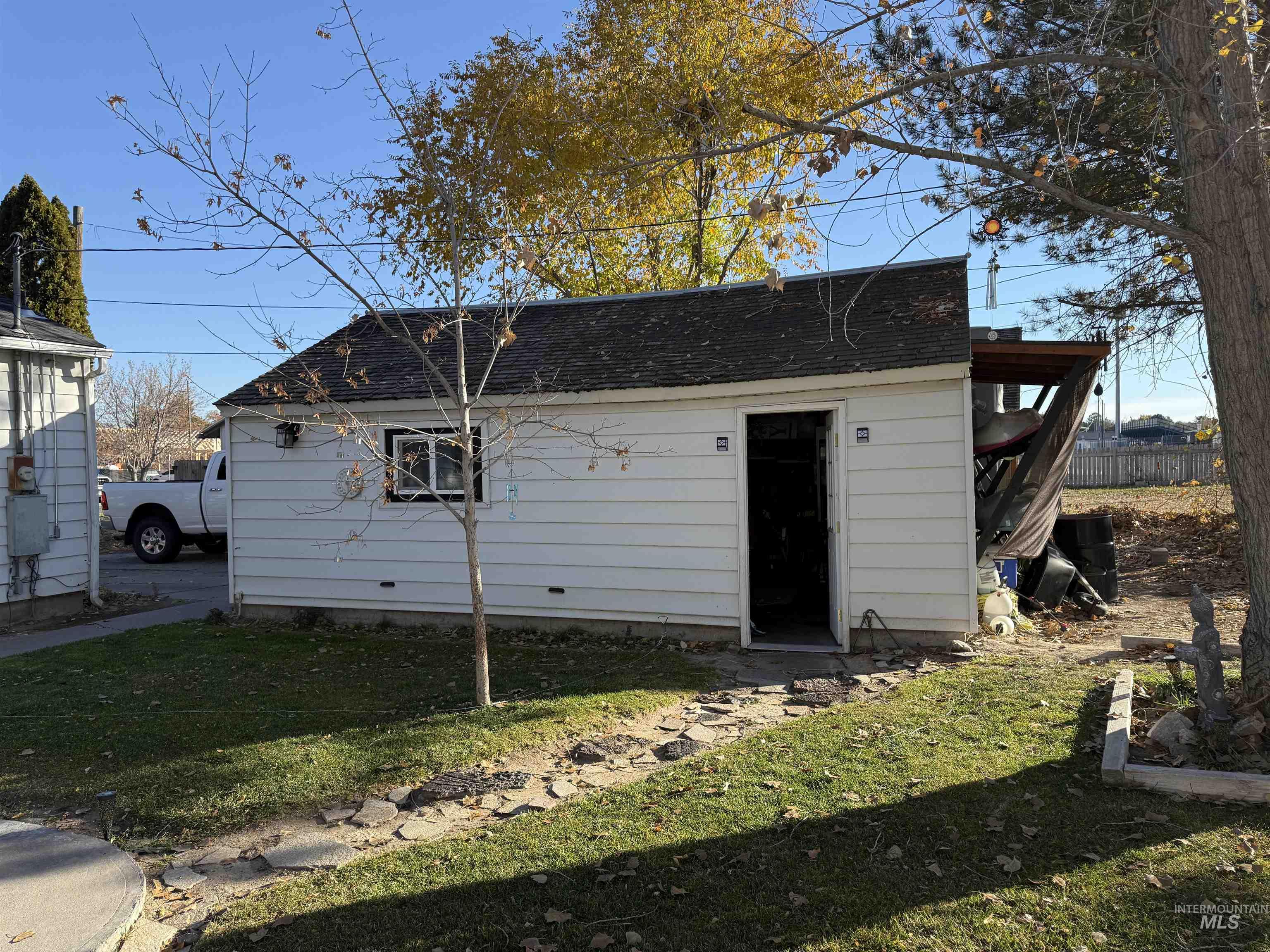 1434 Spruce Ave, Twin Falls, Idaho 83301, 4 Bedrooms, 2 Bathrooms, Residential For Sale, Price $324,900, 98967546