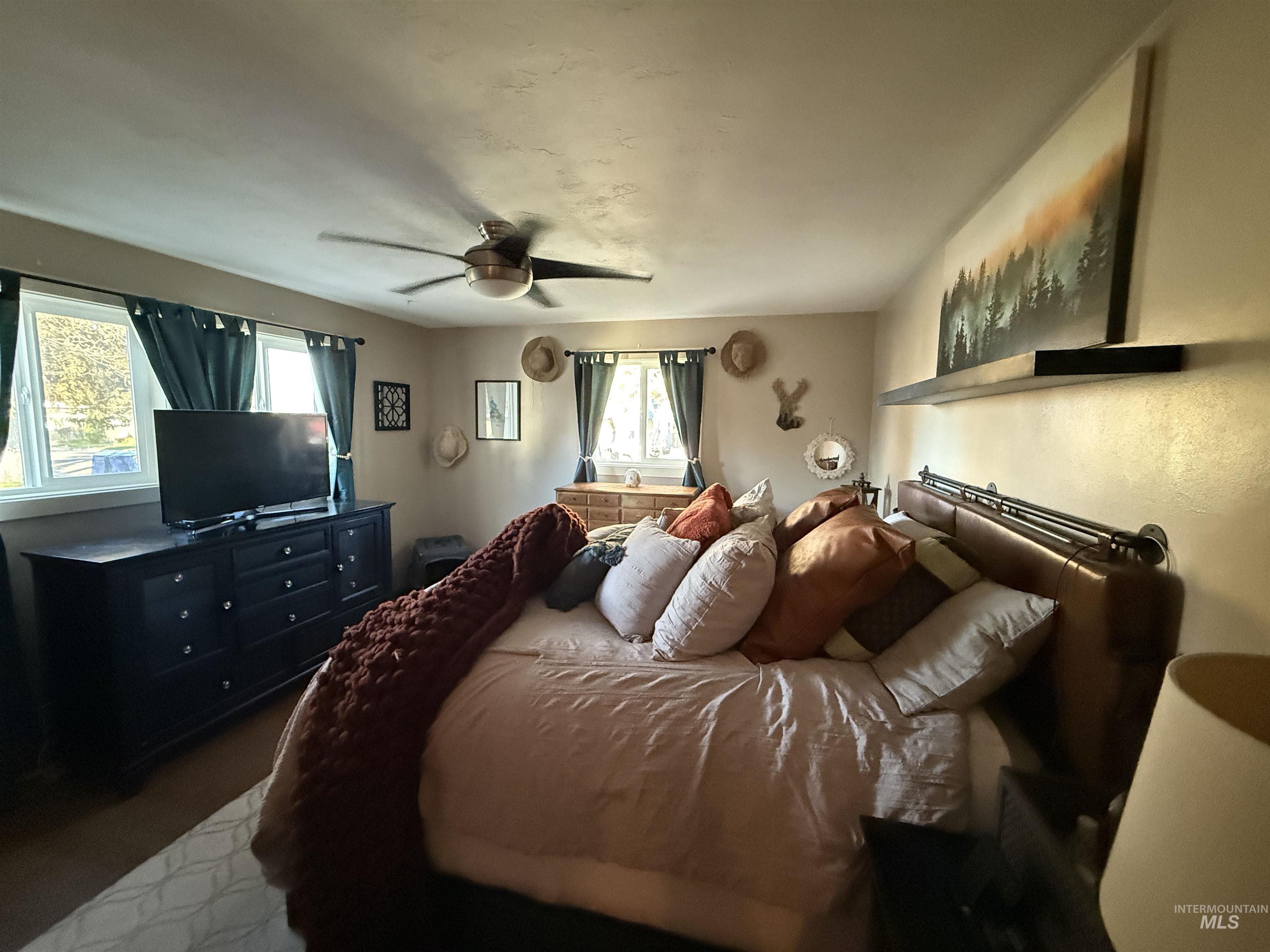 1434 Spruce Ave, Twin Falls, Idaho 83301, 4 Bedrooms, 2 Bathrooms, Residential For Sale, Price $324,900, 98967546