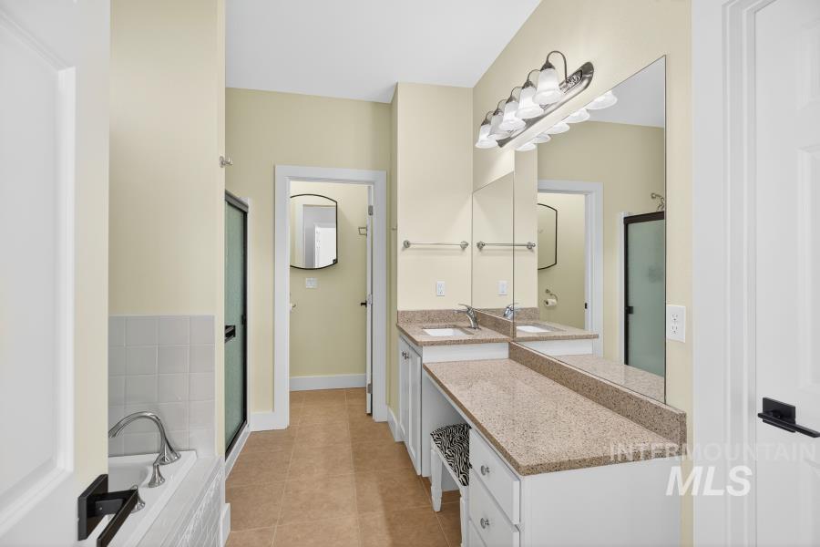 815 NW Valley View Drive, Pullman, Washington 99163, 4 Bedrooms, 2 Bathrooms, Residential For Sale, Price $575,000, 98967561