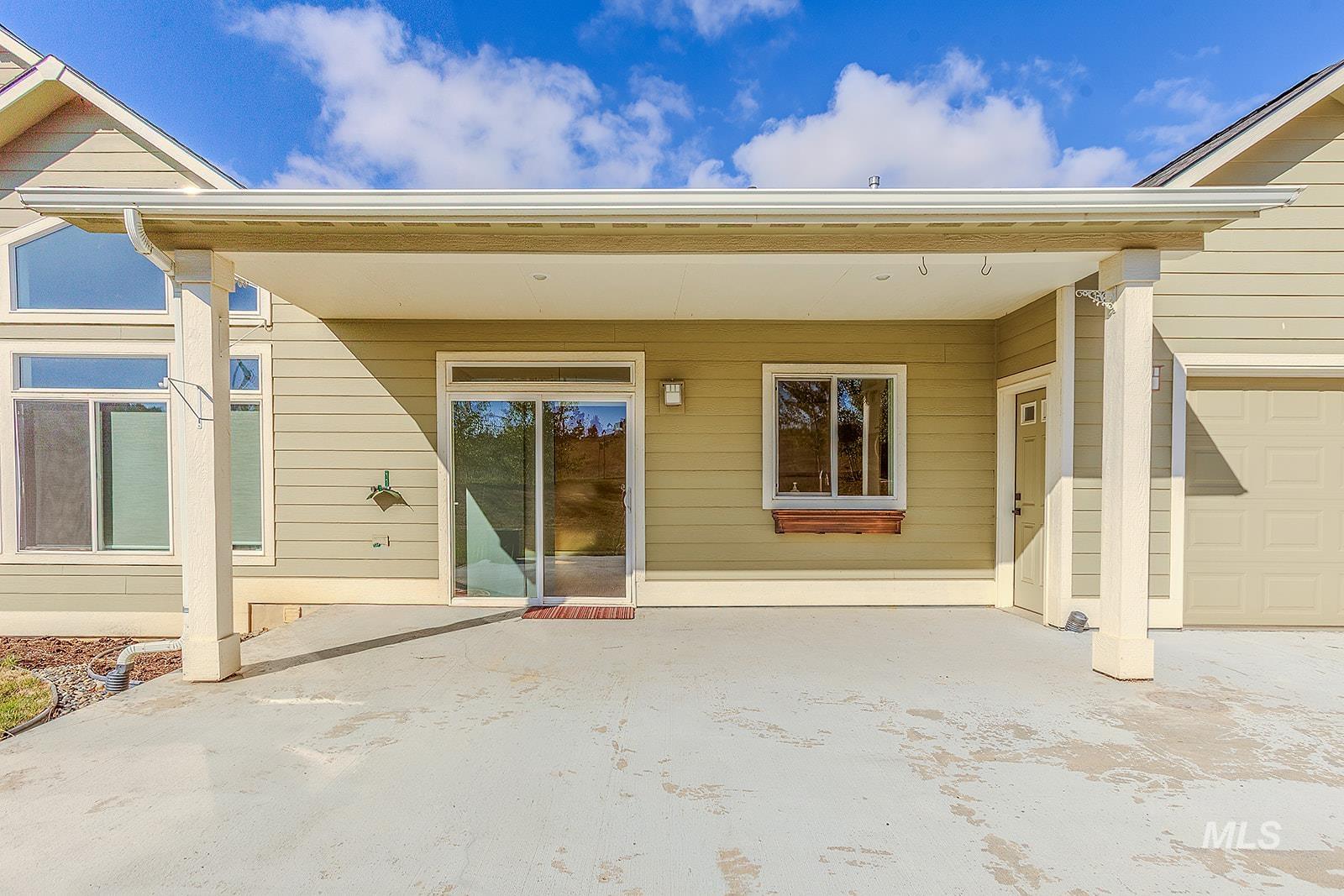 815 NW Valley View Drive, Pullman, Washington 99163, 4 Bedrooms, 2 Bathrooms, Residential For Sale, Price $575,000, 98967561