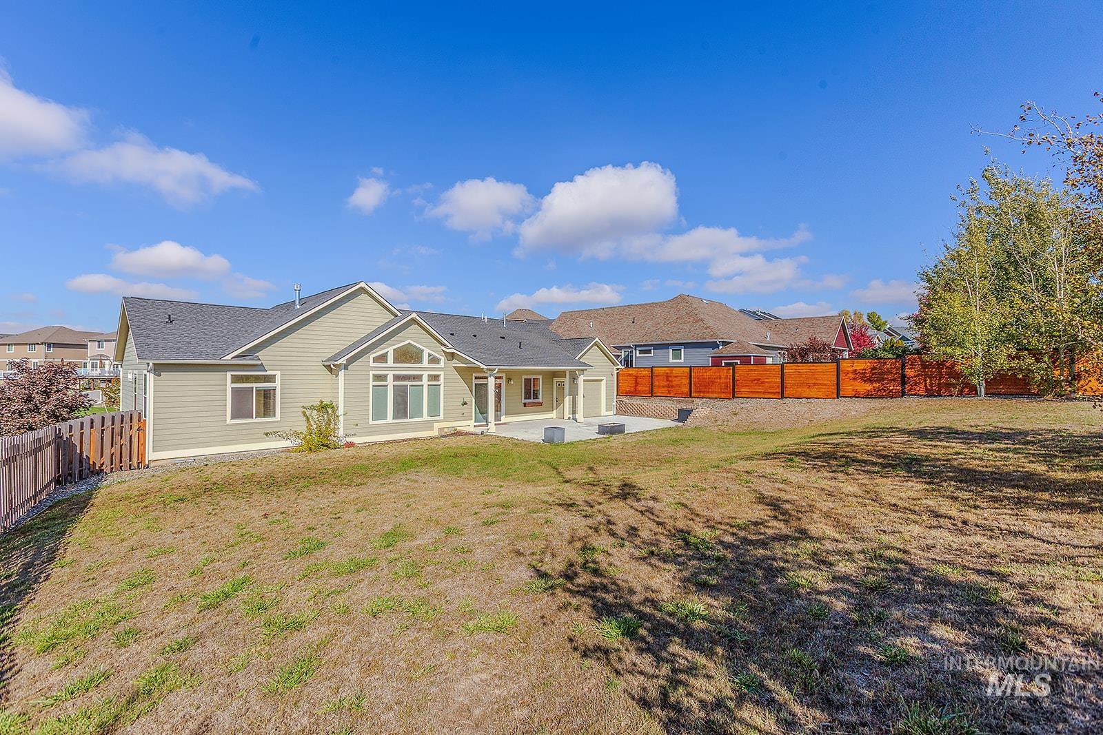 815 NW Valley View Drive, Pullman, Washington 99163, 4 Bedrooms, 2 Bathrooms, Residential For Sale, Price $575,000, 98967561