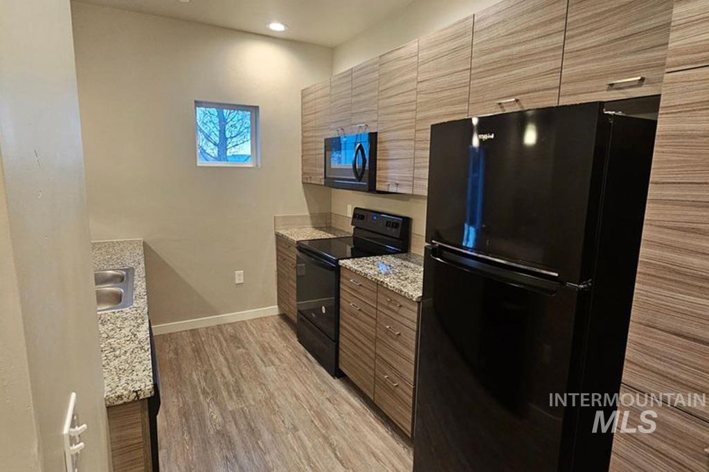 2985 N Meridian Rd Bldg I, Meridian, Idaho 83646, 3 Bedrooms, 2 Bathrooms, Residential Income For Sale, Price $1,185,000, 98967566