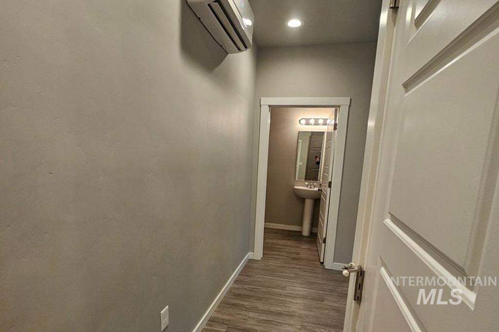 2985 N Meridian Rd Bldg I, Meridian, Idaho 83646, 3 Bedrooms, 2 Bathrooms, Residential Income For Sale, Price $1,185,000, 98967566