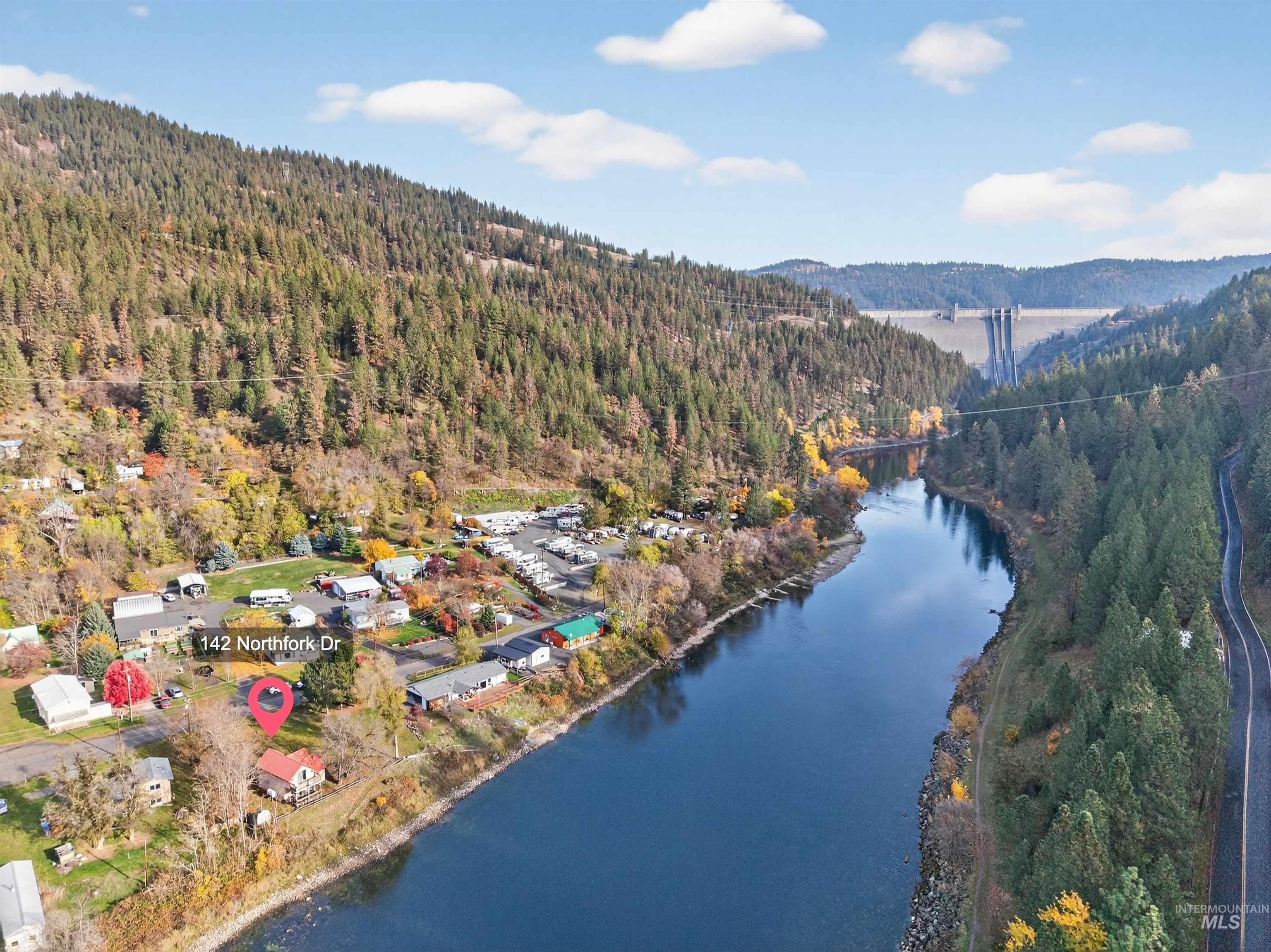 142 Northfork Dr, Ahsahka, Idaho 83520, 2 Bedrooms, 1 Bathroom, Residential For Sale, Price $349,000, 98967572