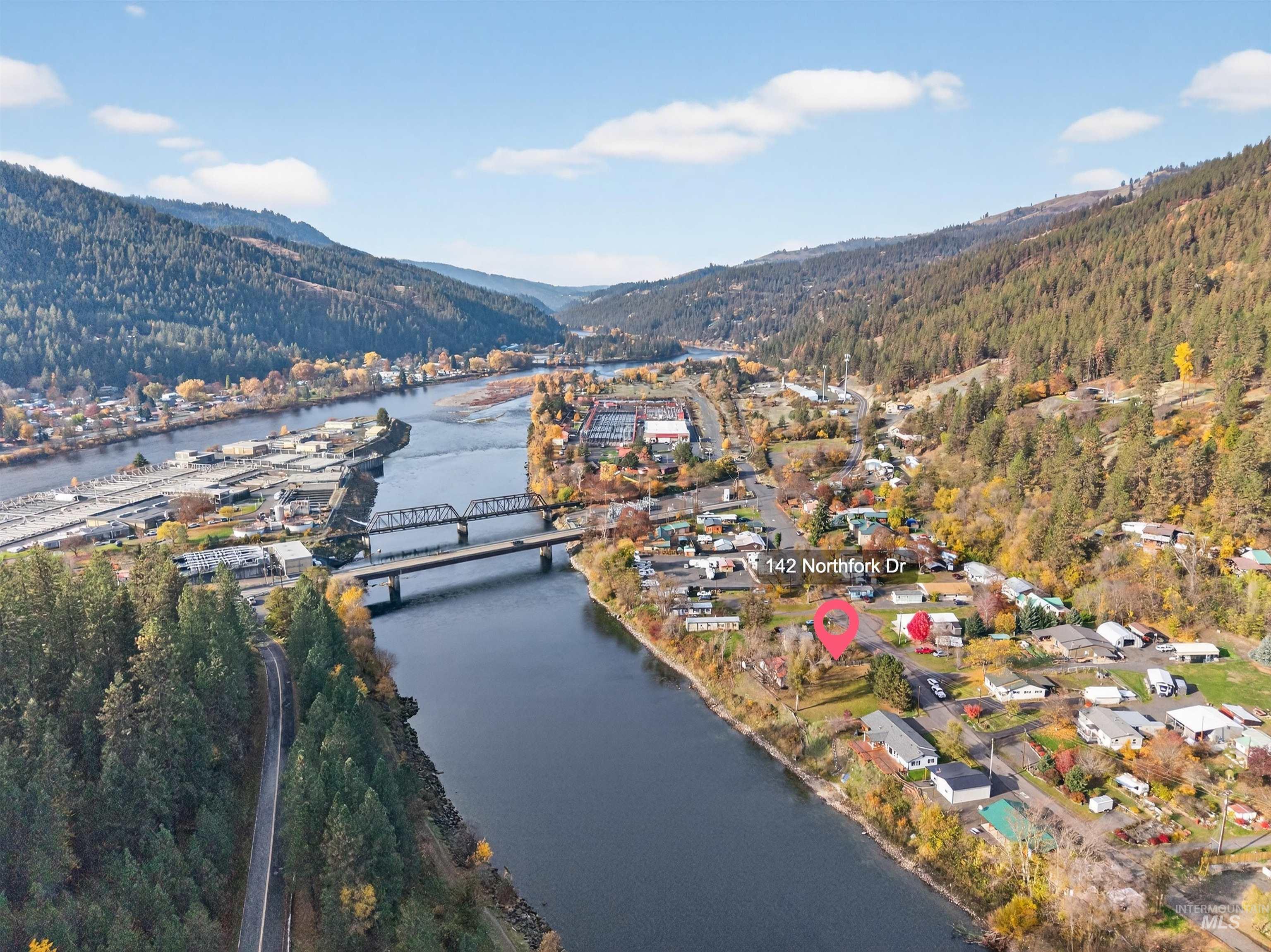 142 Northfork Dr, Ahsahka, Idaho 83520, 2 Bedrooms, 1 Bathroom, Residential For Sale, Price $349,000, 98967572