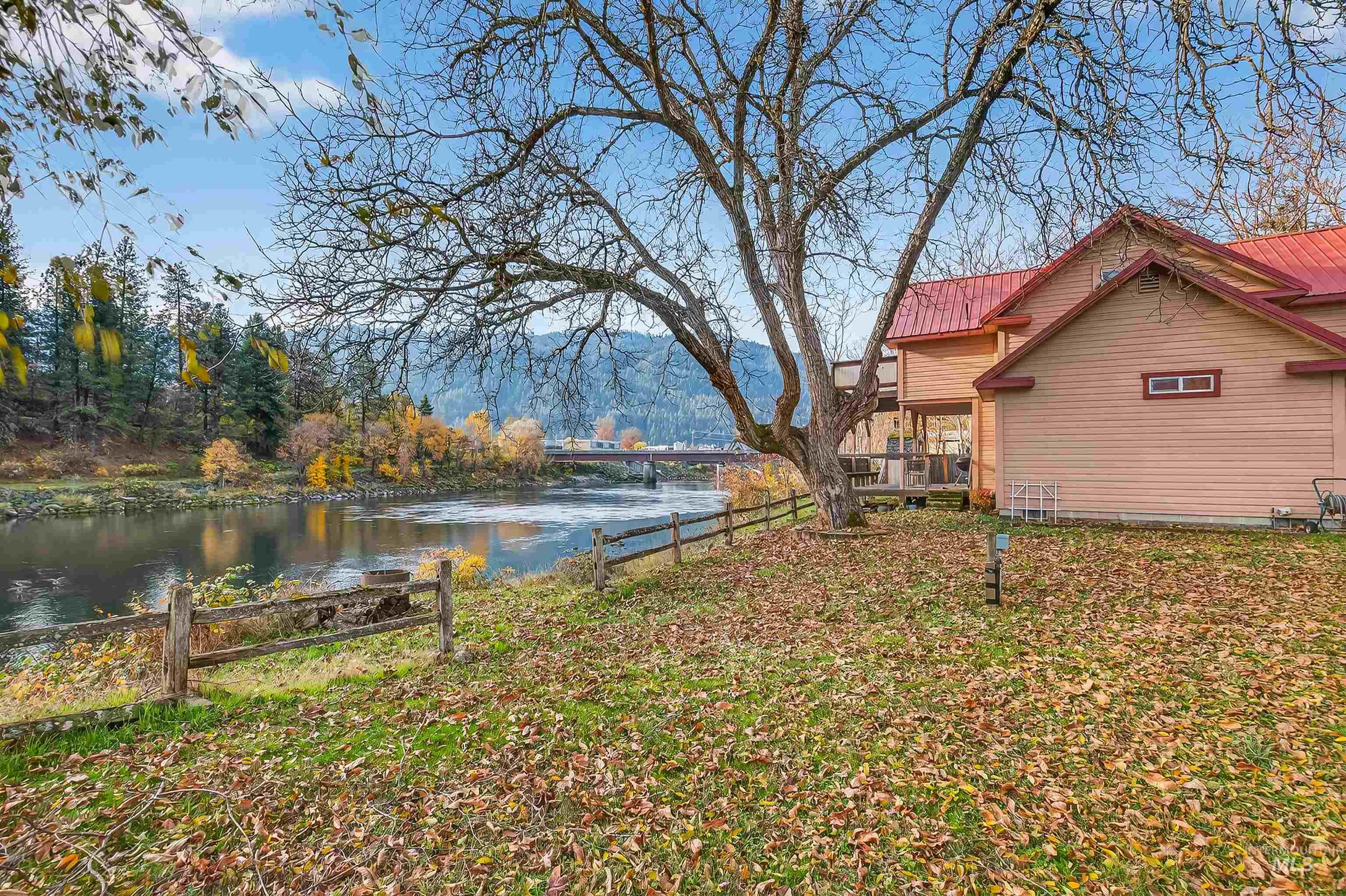 142 Northfork Dr, Ahsahka, Idaho 83520, 2 Bedrooms, 1 Bathroom, Residential For Sale, Price $349,000, 98967572