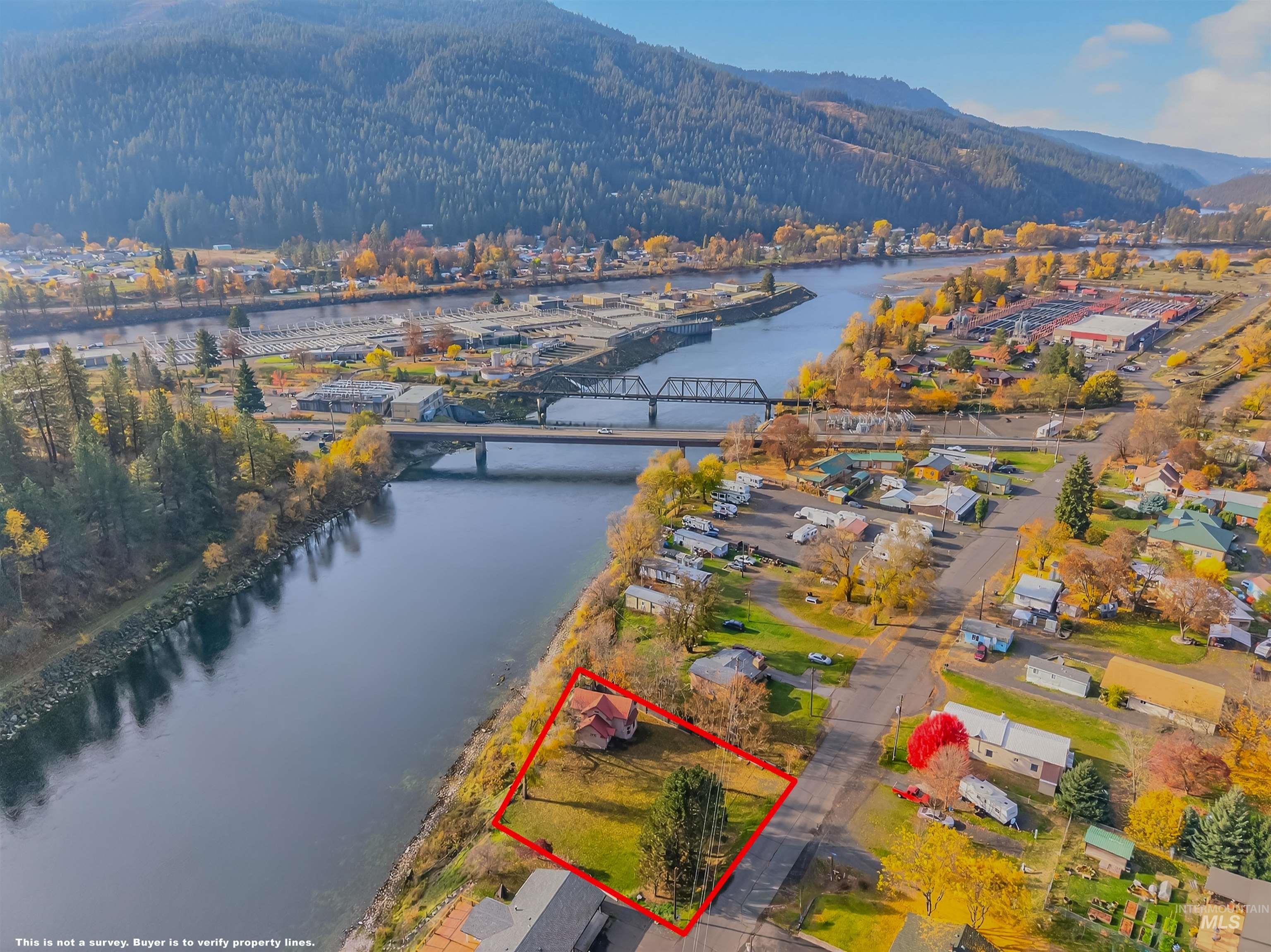 142 Northfork Dr, Ahsahka, Idaho 83520, 2 Bedrooms, 1 Bathroom, Residential For Sale, Price $349,000, 98967572