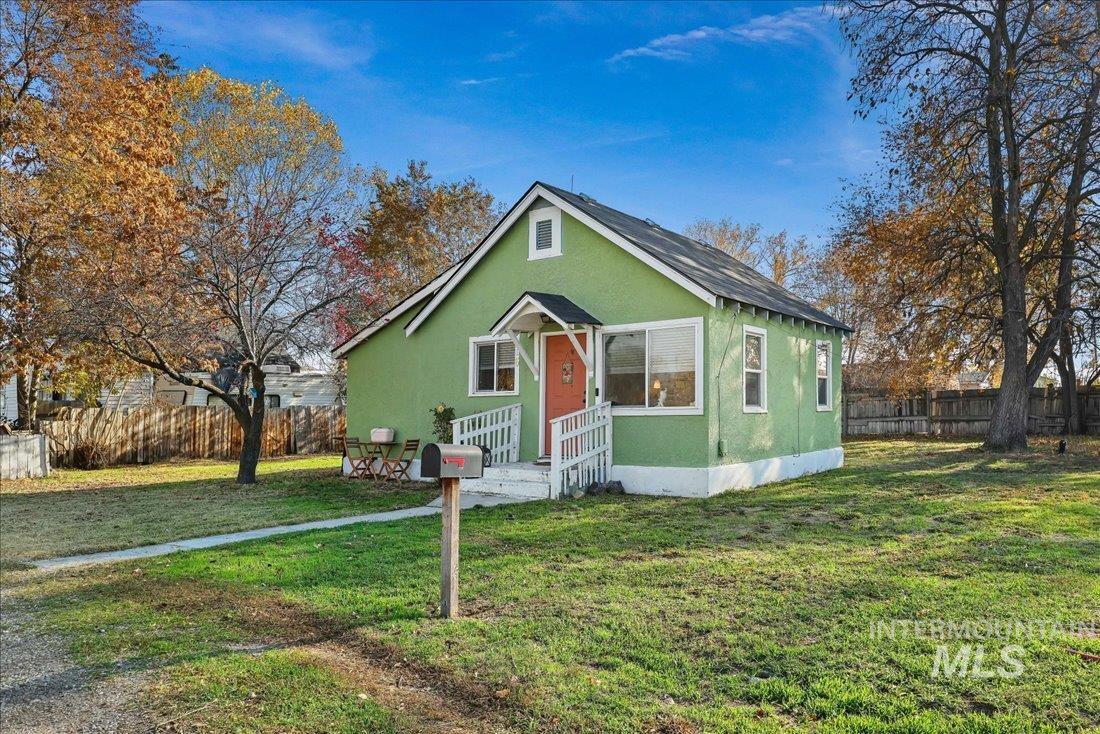 516 N 13Th Ave, Caldwell, Idaho 83605, 1 Bedroom, 1 Bathroom, Residential For Sale, Price $239,900, 98967576