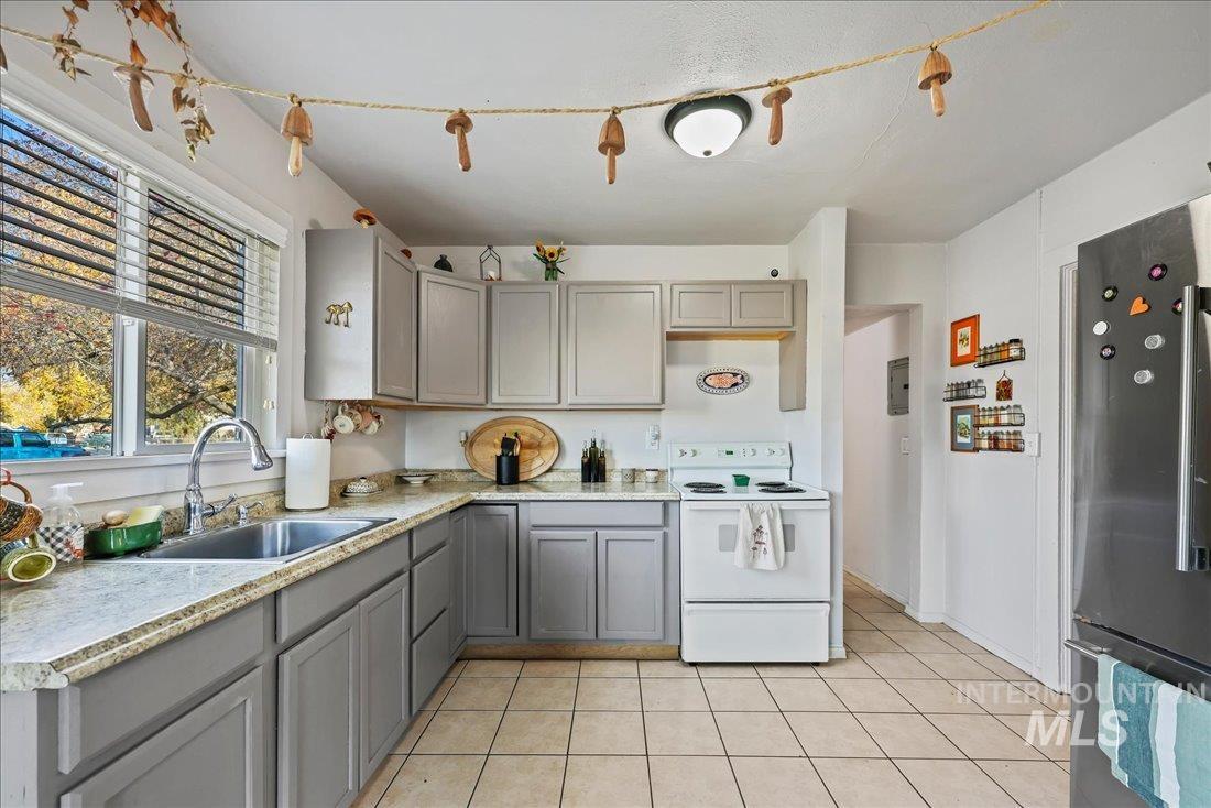 516 N 13Th Ave, Caldwell, Idaho 83605, 1 Bedroom, 1 Bathroom, Residential For Sale, Price $239,900, 98967576