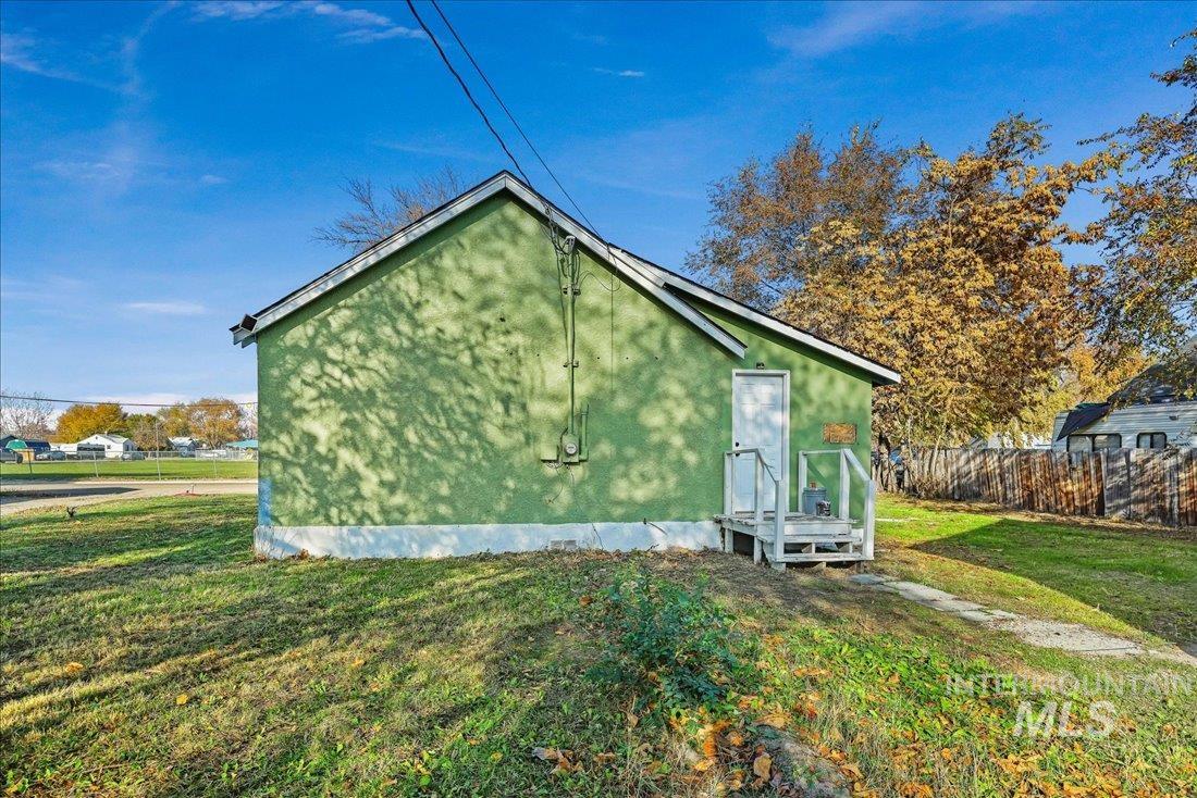 516 N 13Th Ave, Caldwell, Idaho 83605, 1 Bedroom, 1 Bathroom, Residential For Sale, Price $239,900, 98967576