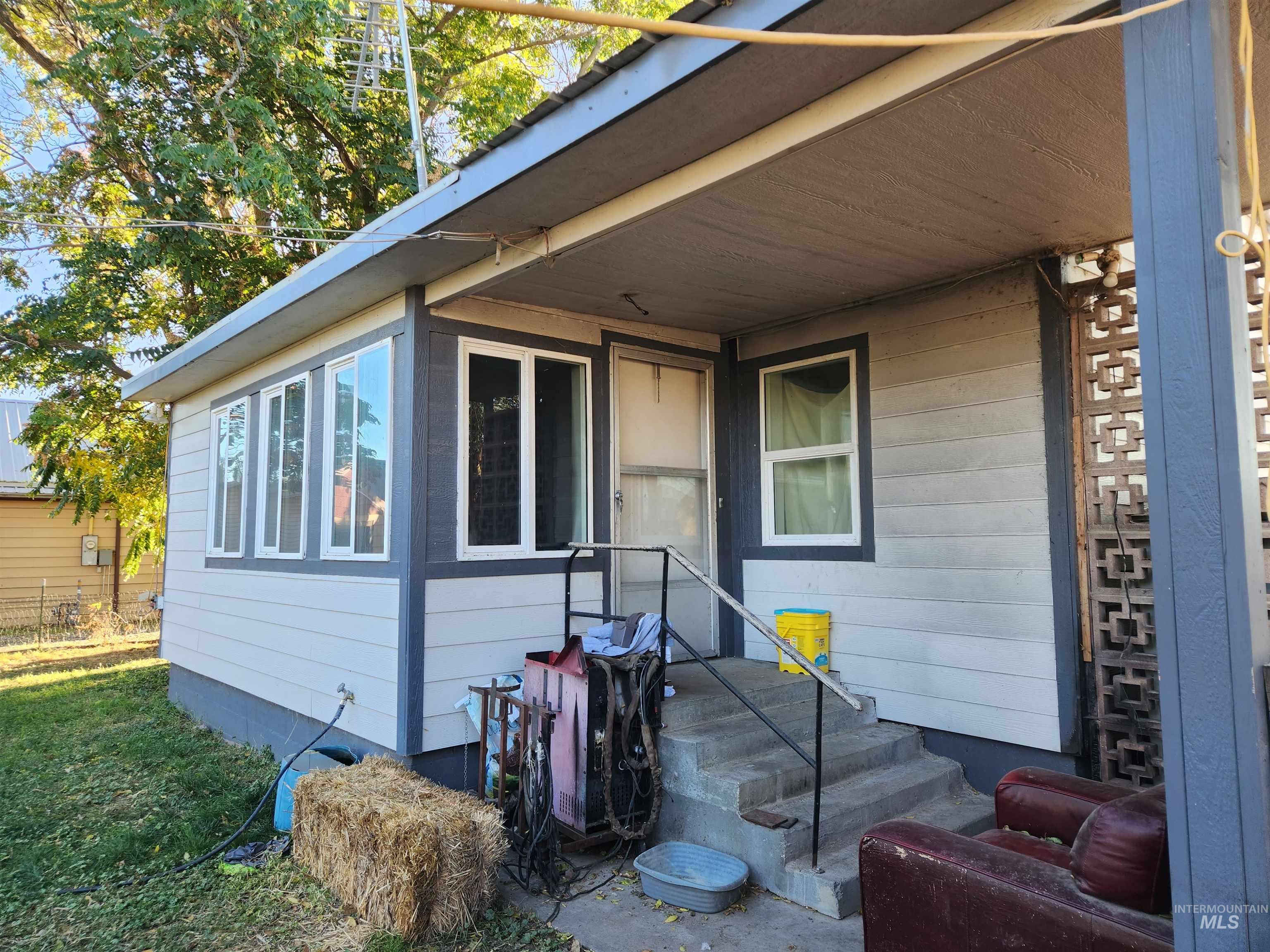 514 N 11th St, Nyssa, Oregon 97913, 3 Bedrooms, 1 Bathroom, Residential For Sale, Price $195,000,MLS 98967580