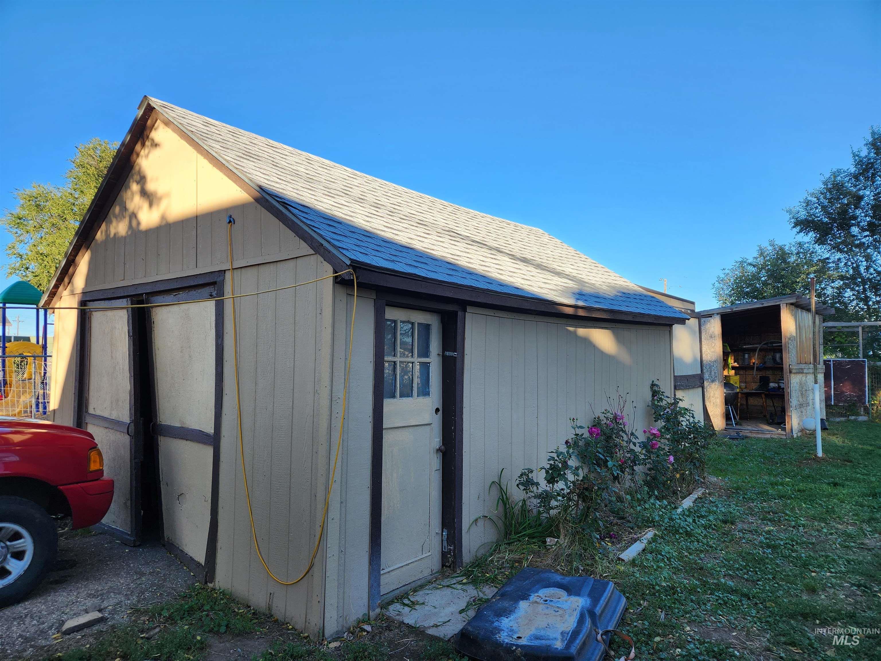 514 N 11th St, Nyssa, Oregon 97913, 3 Bedrooms, 1 Bathroom, Residential For Sale, Price $195,000, 98967580