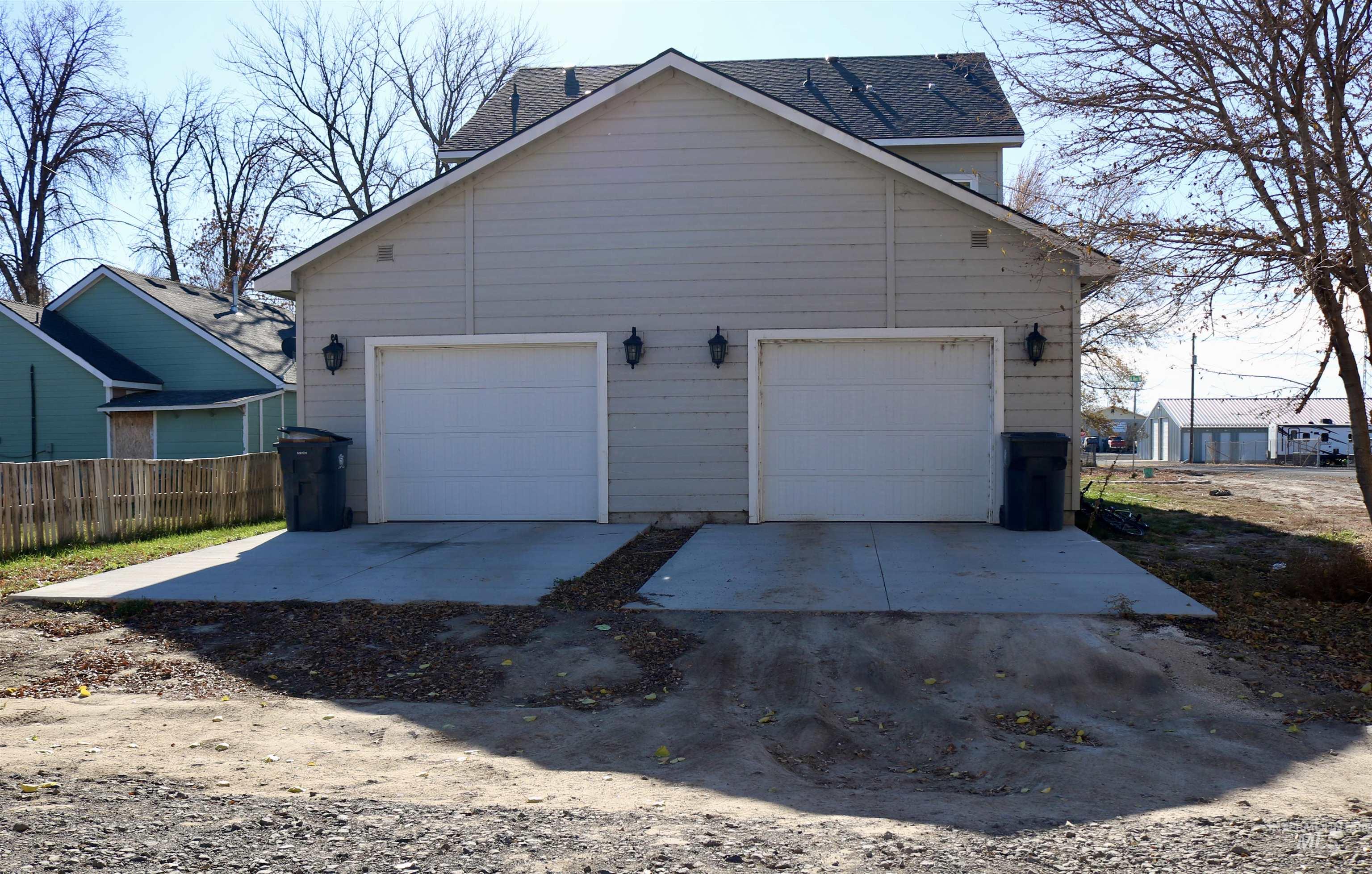 286 / 288 Ave A, Wendell, Idaho 83355, 2 Bedrooms, 1.5 Bathrooms, Residential Income For Sale, Price $409,900, 98967590