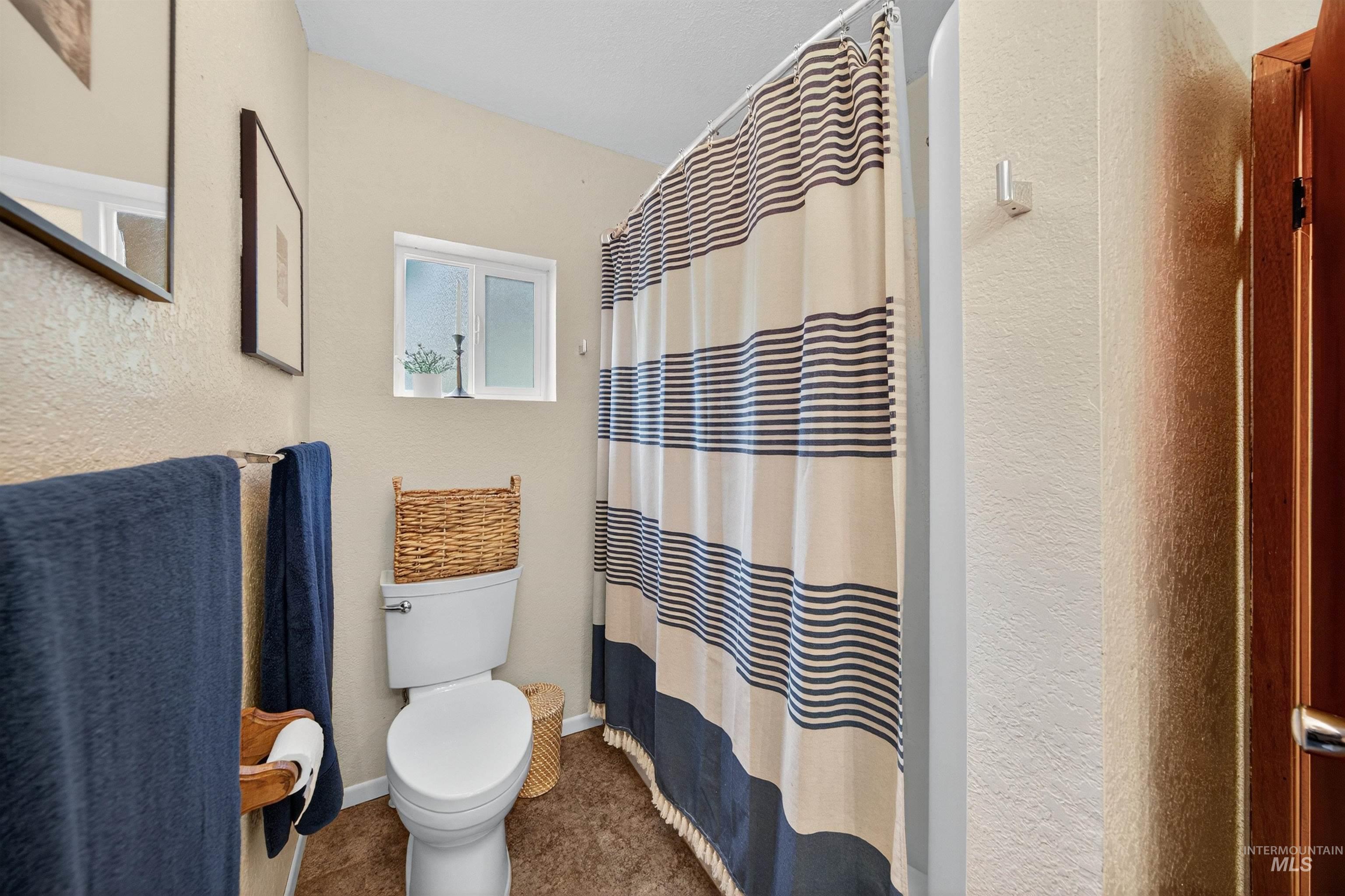 424 W Sherman Street, Boise, Idaho 83702-3729, 2 Bedrooms, 1.5 Bathrooms, Residential For Sale, Price $615,000, 98967605